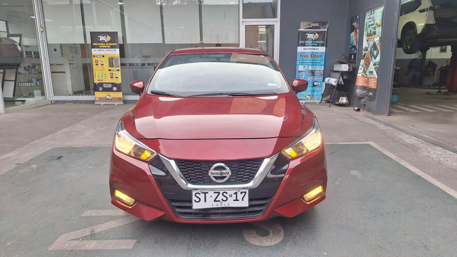 NISSAN - 1