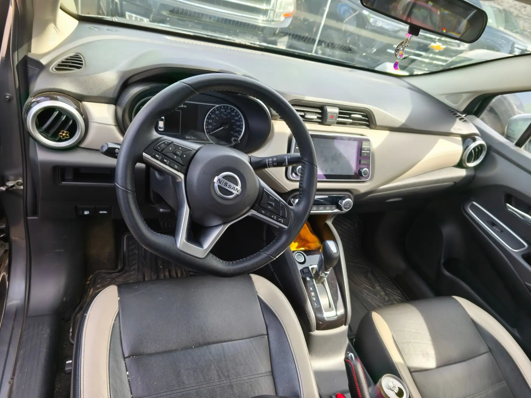 NISSAN - 2