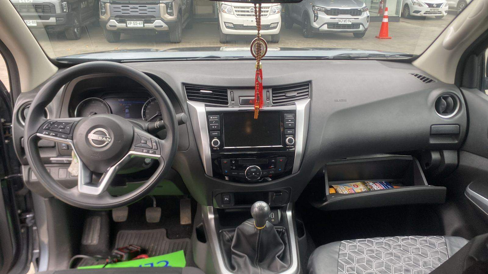 NISSAN - 2