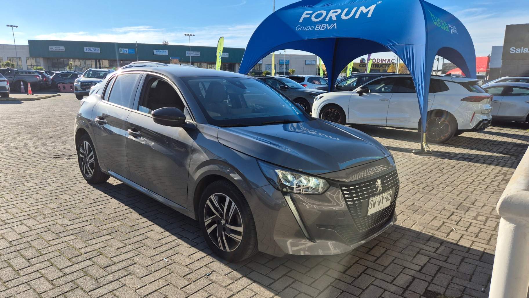 PEUGEOT