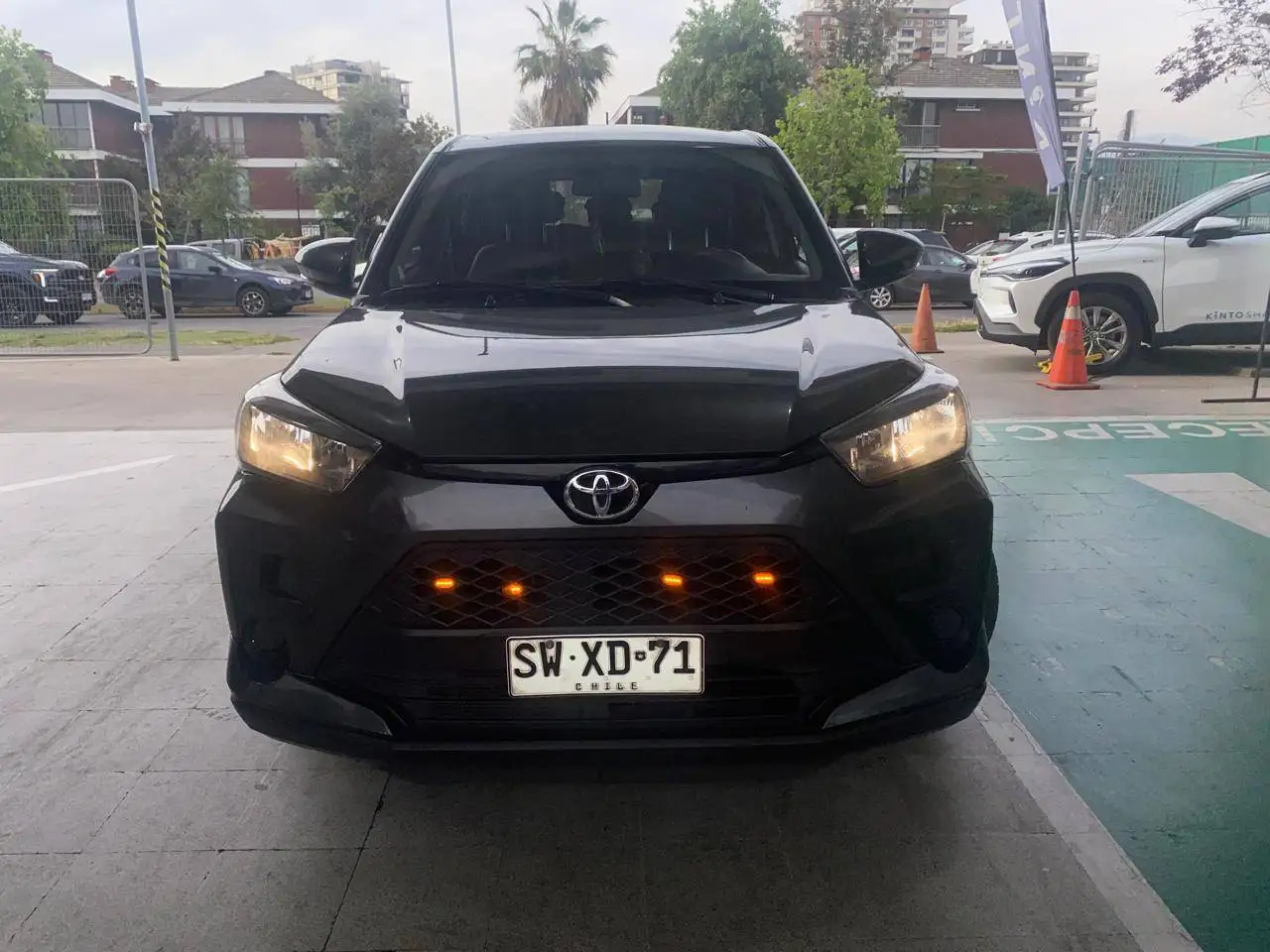 TOYOTA - 1