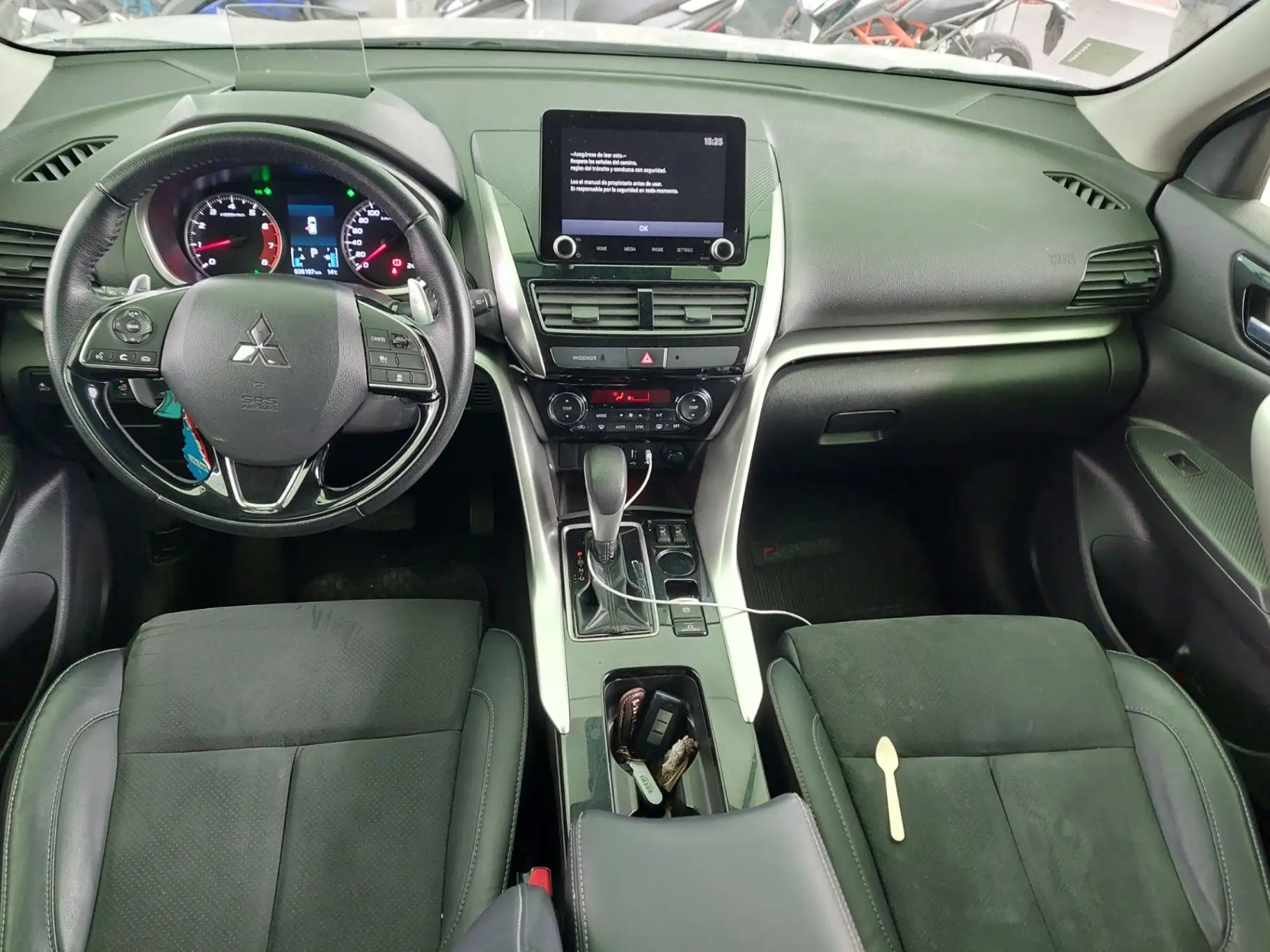MITSUBISHI - 2