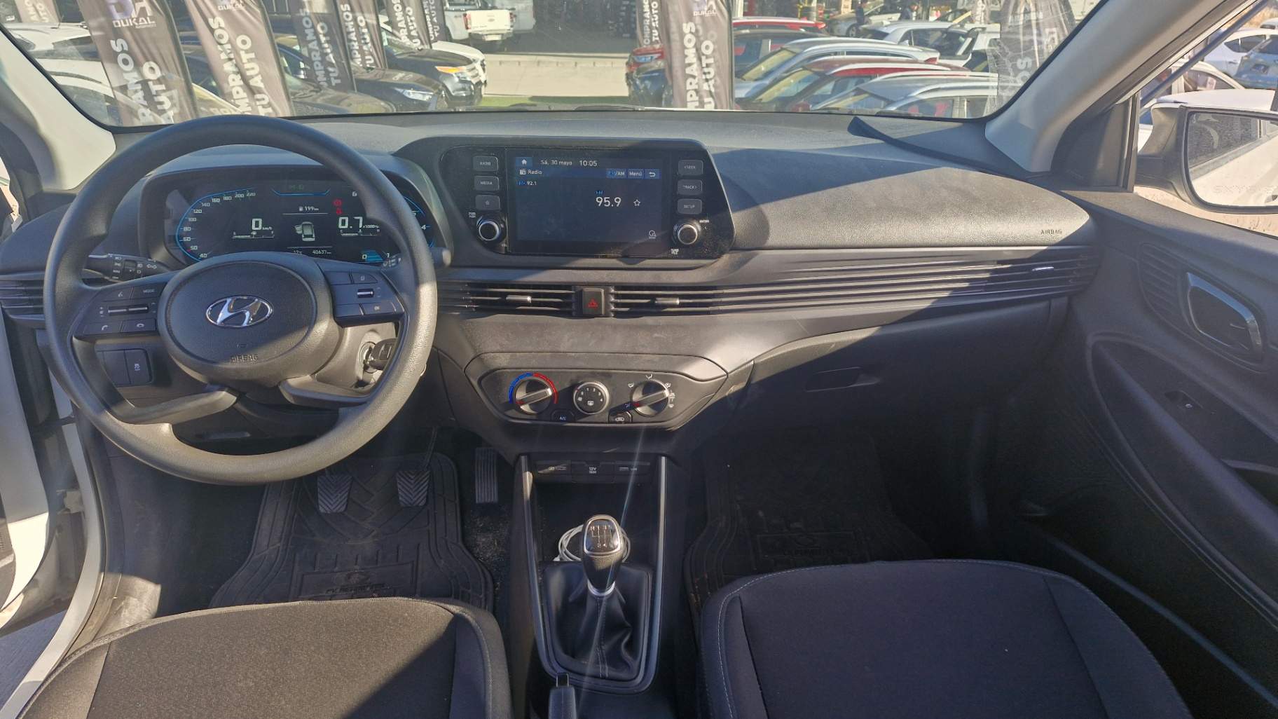 HYUNDAI - 2