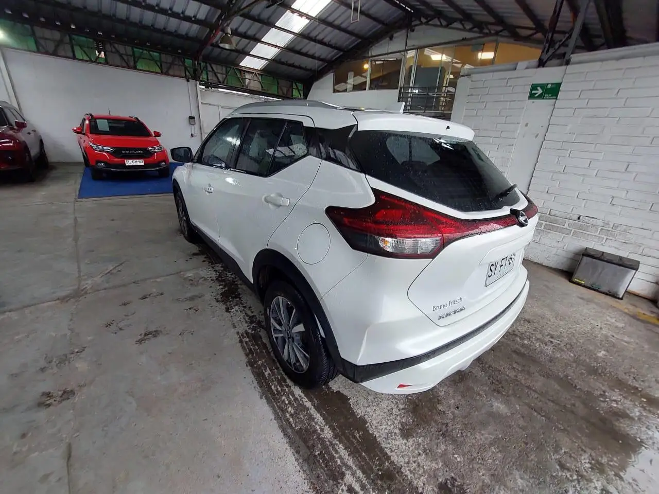 NISSAN - 1