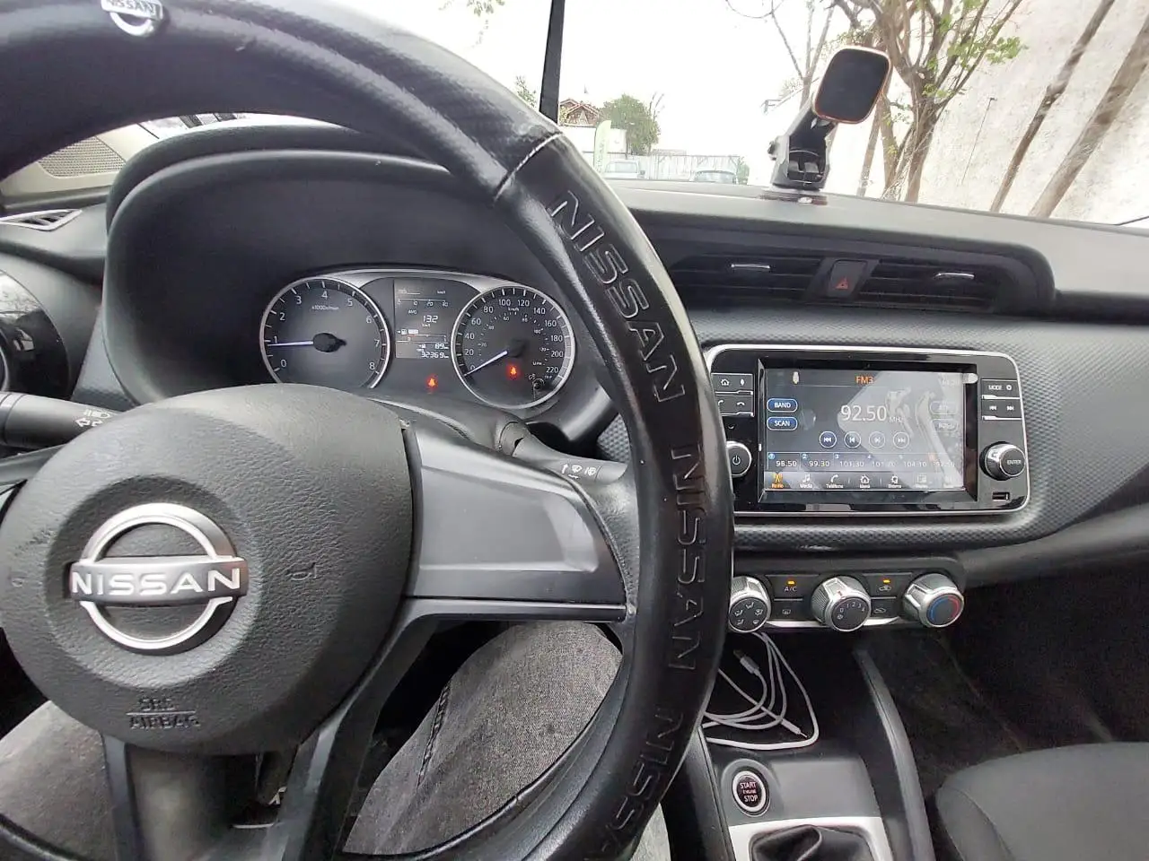 NISSAN - 2