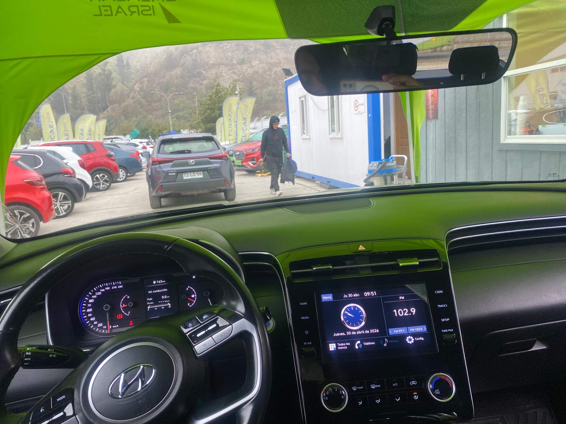 HYUNDAI - 2