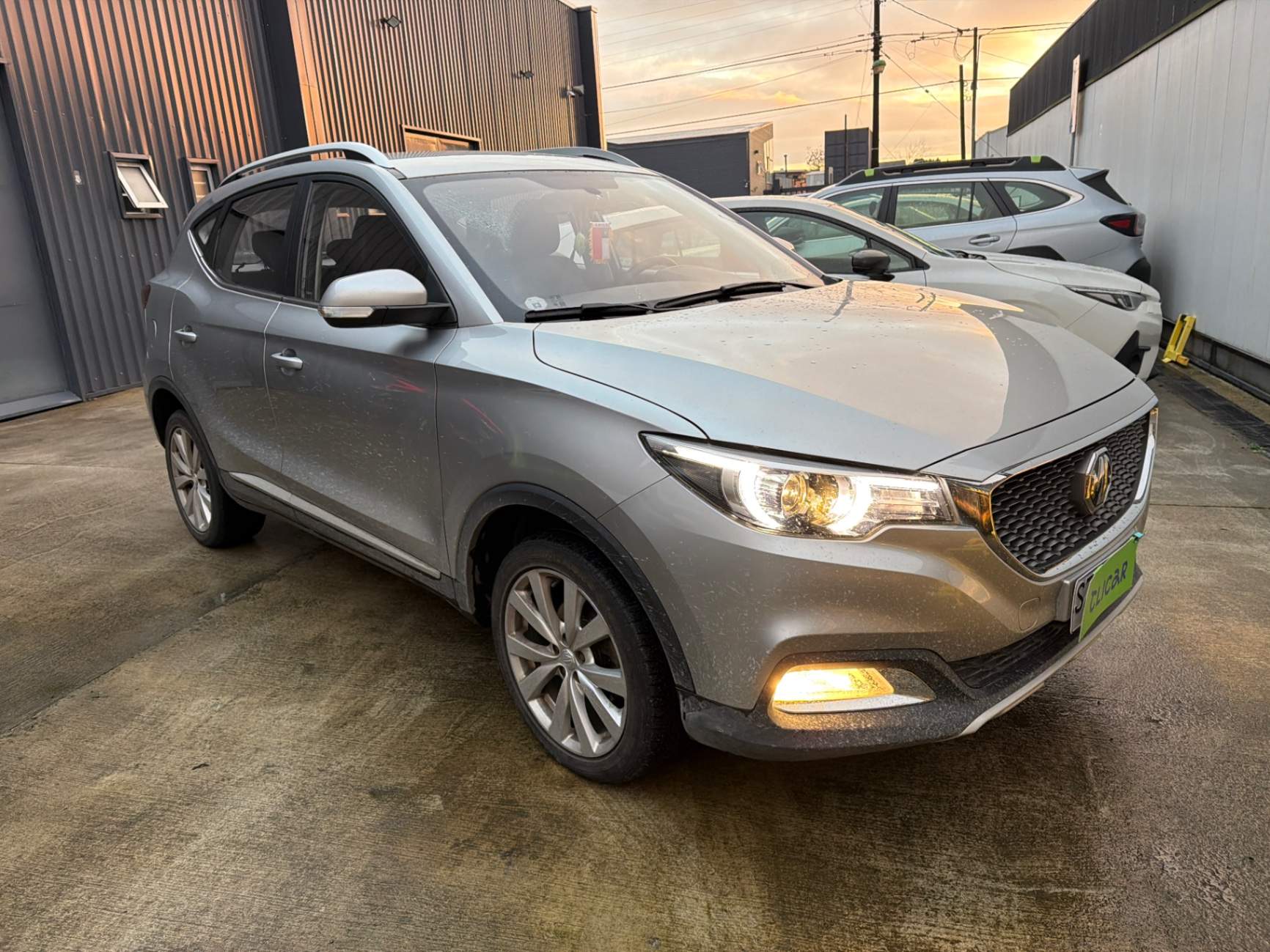 MG