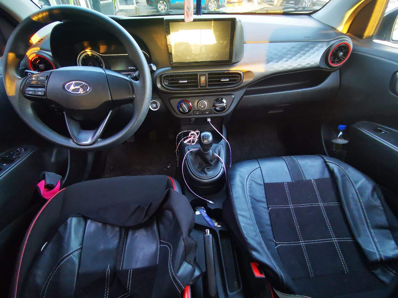 HYUNDAI - 2