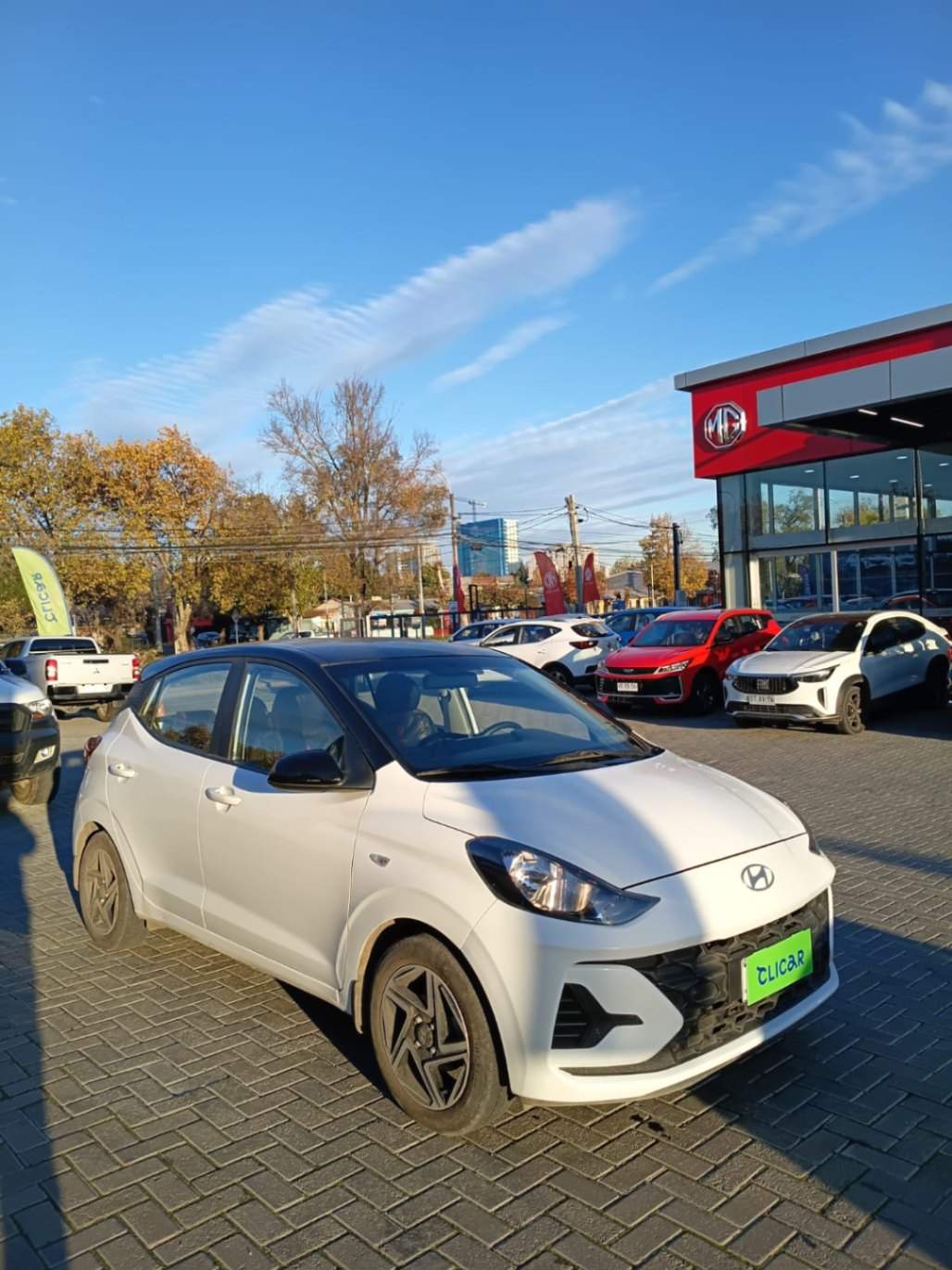 HYUNDAI