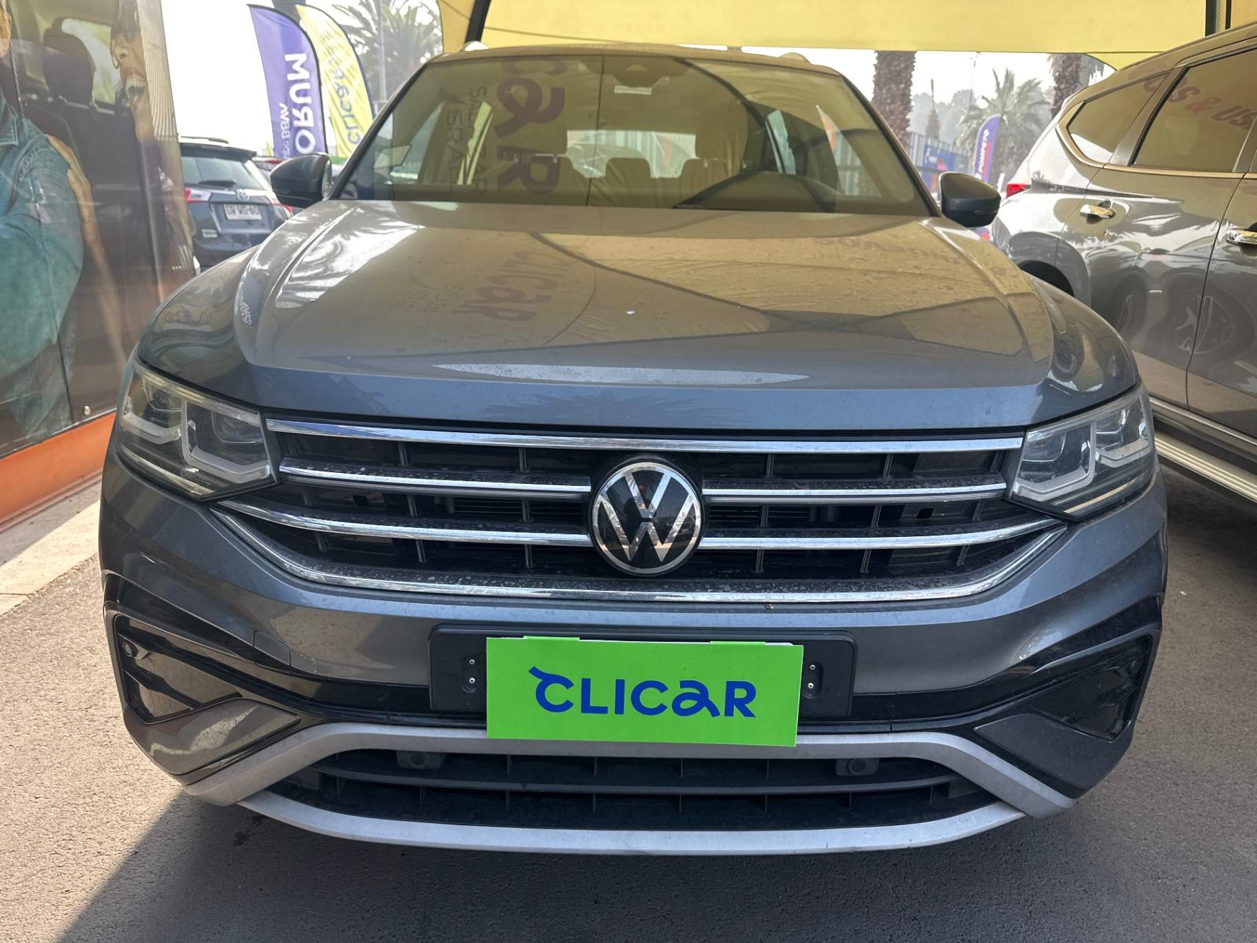 VOLKSWAGEN - 1