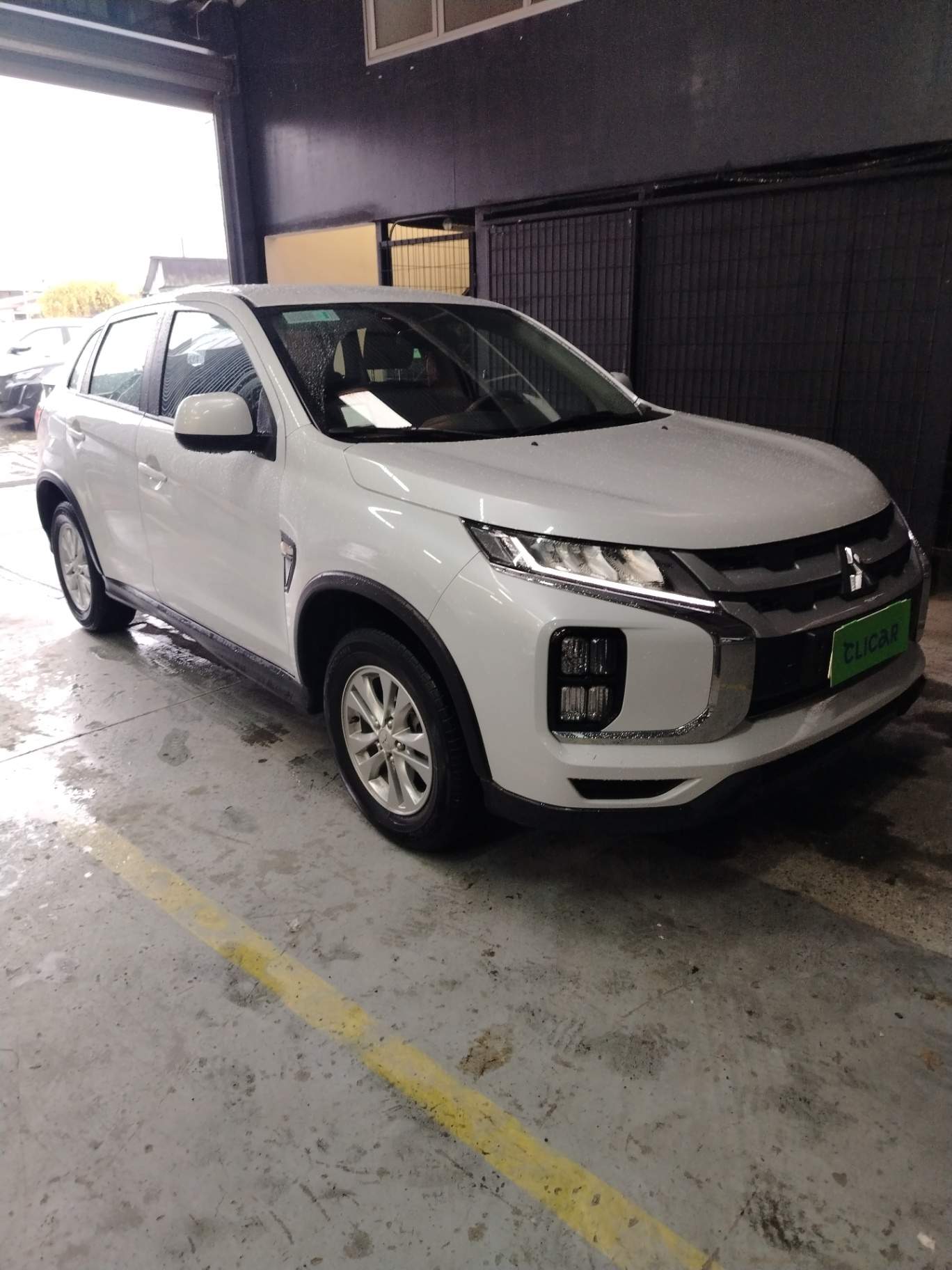 MITSUBISHI