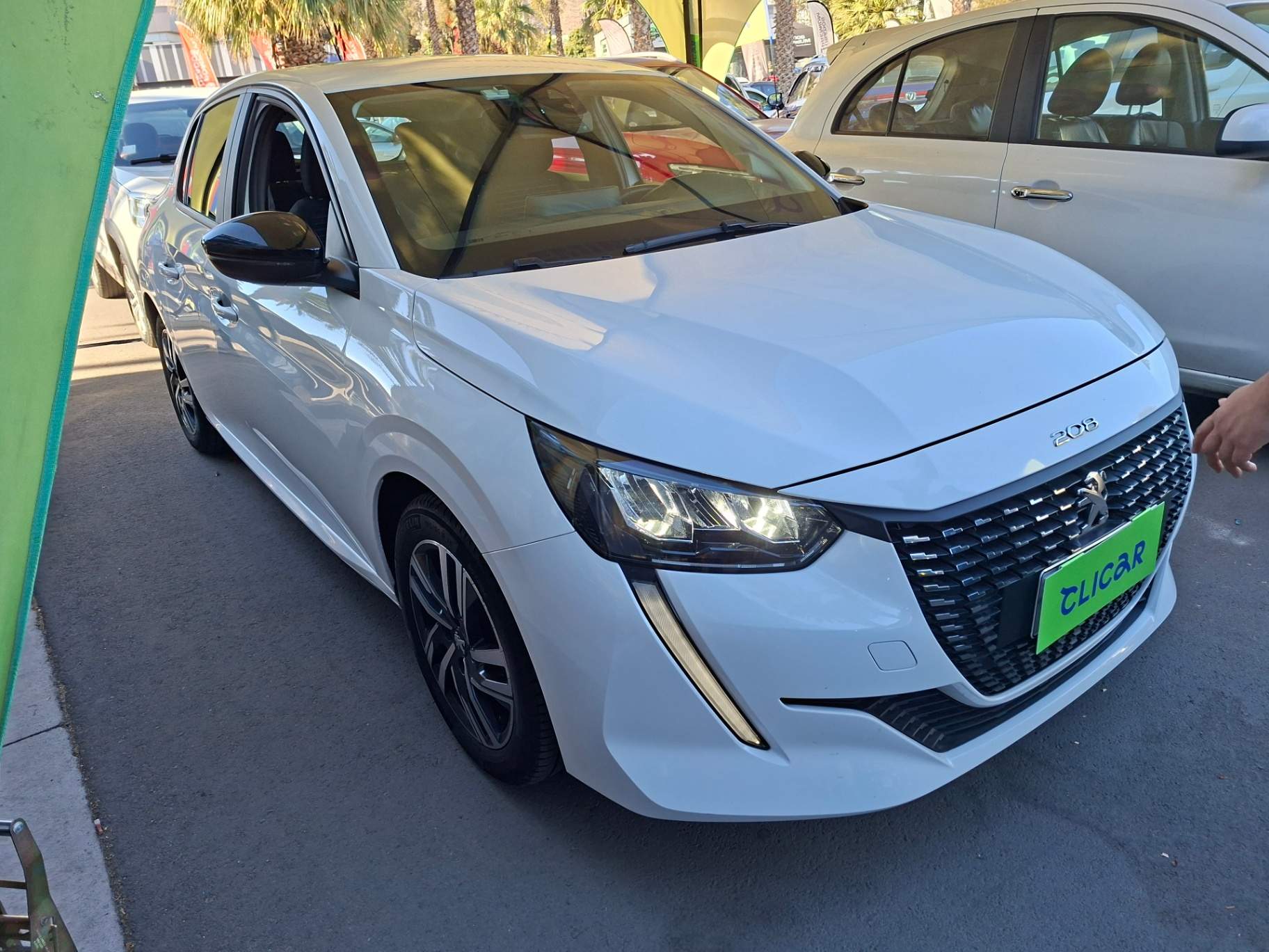 PEUGEOT