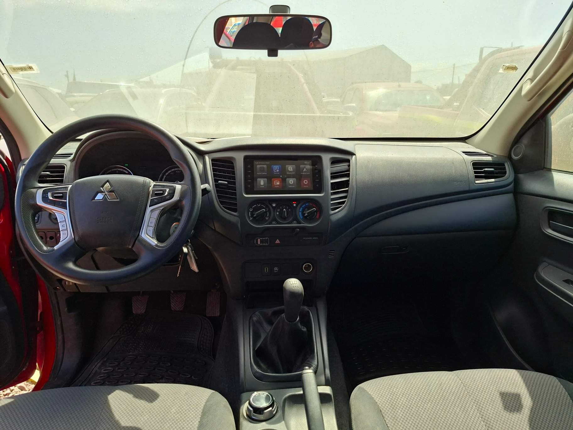MITSUBISHI - 2