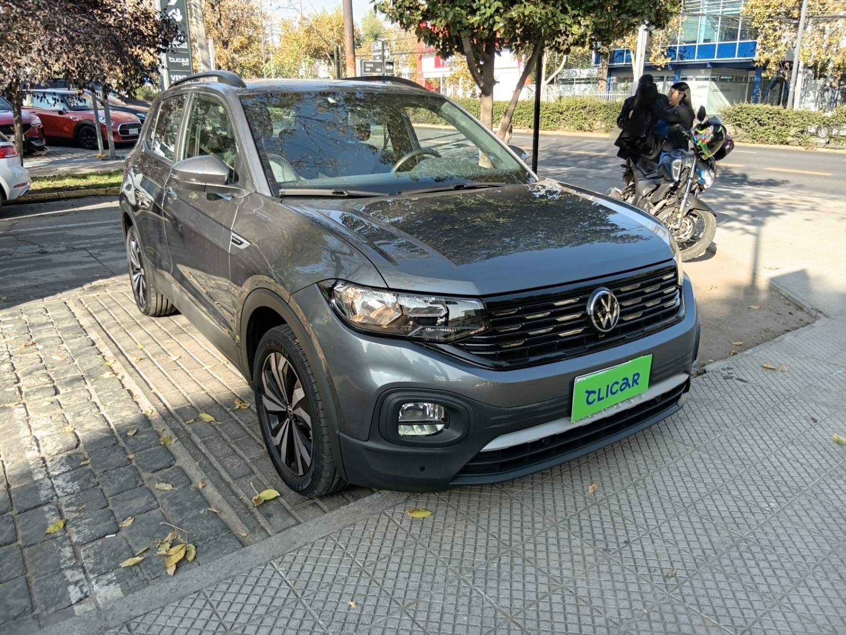 VOLKSWAGEN