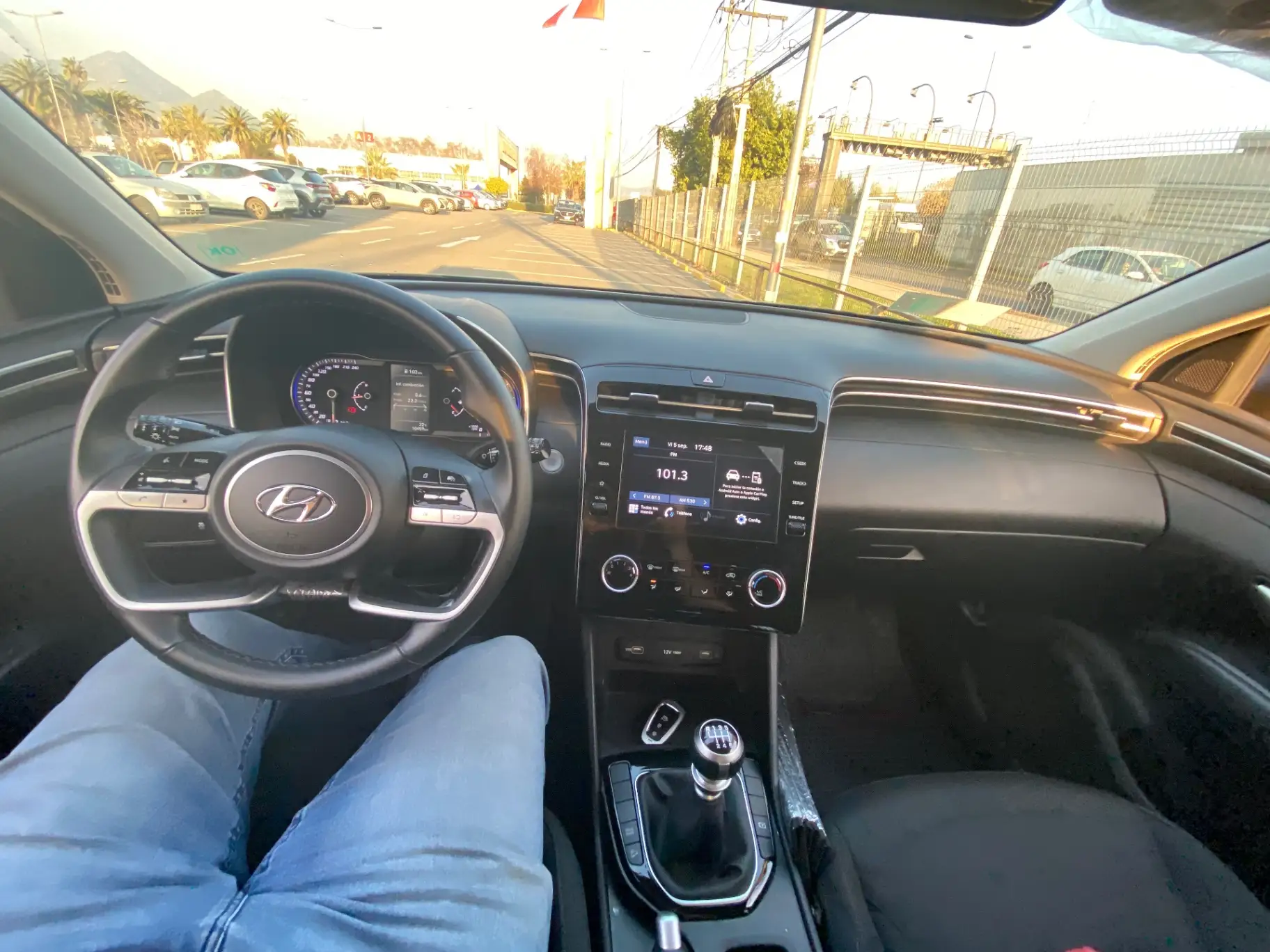 HYUNDAI - 2