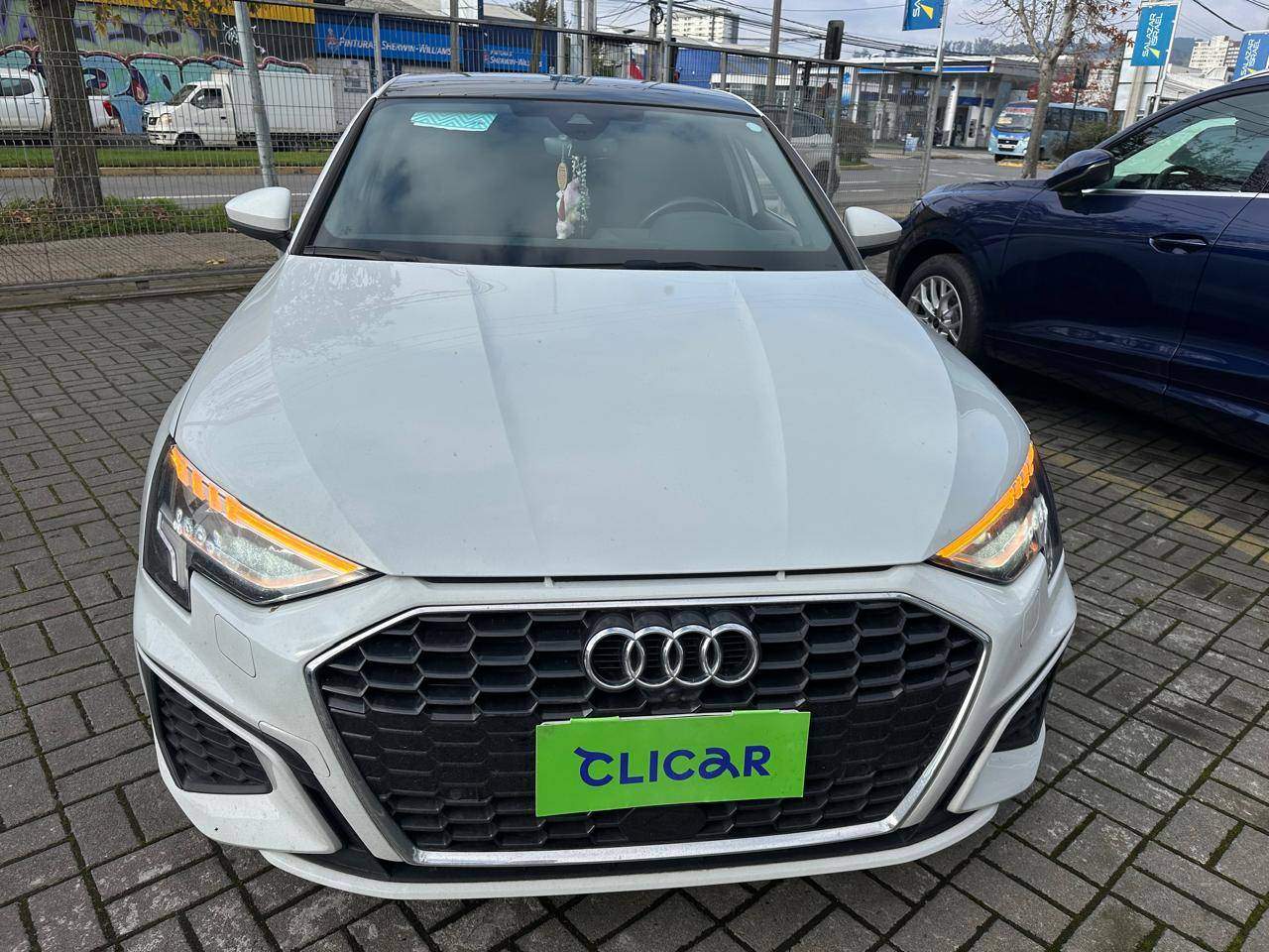 AUDI