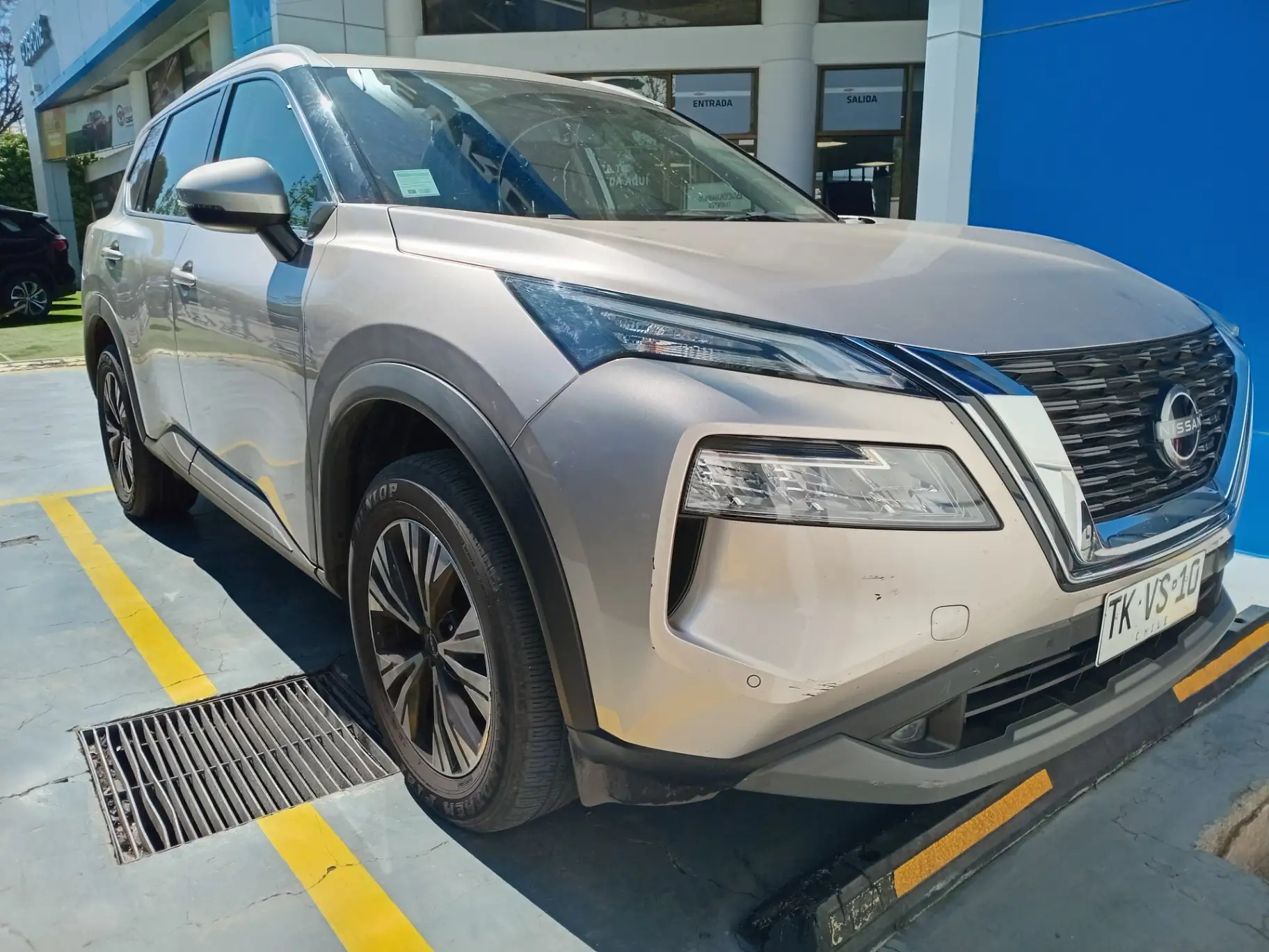 NISSAN