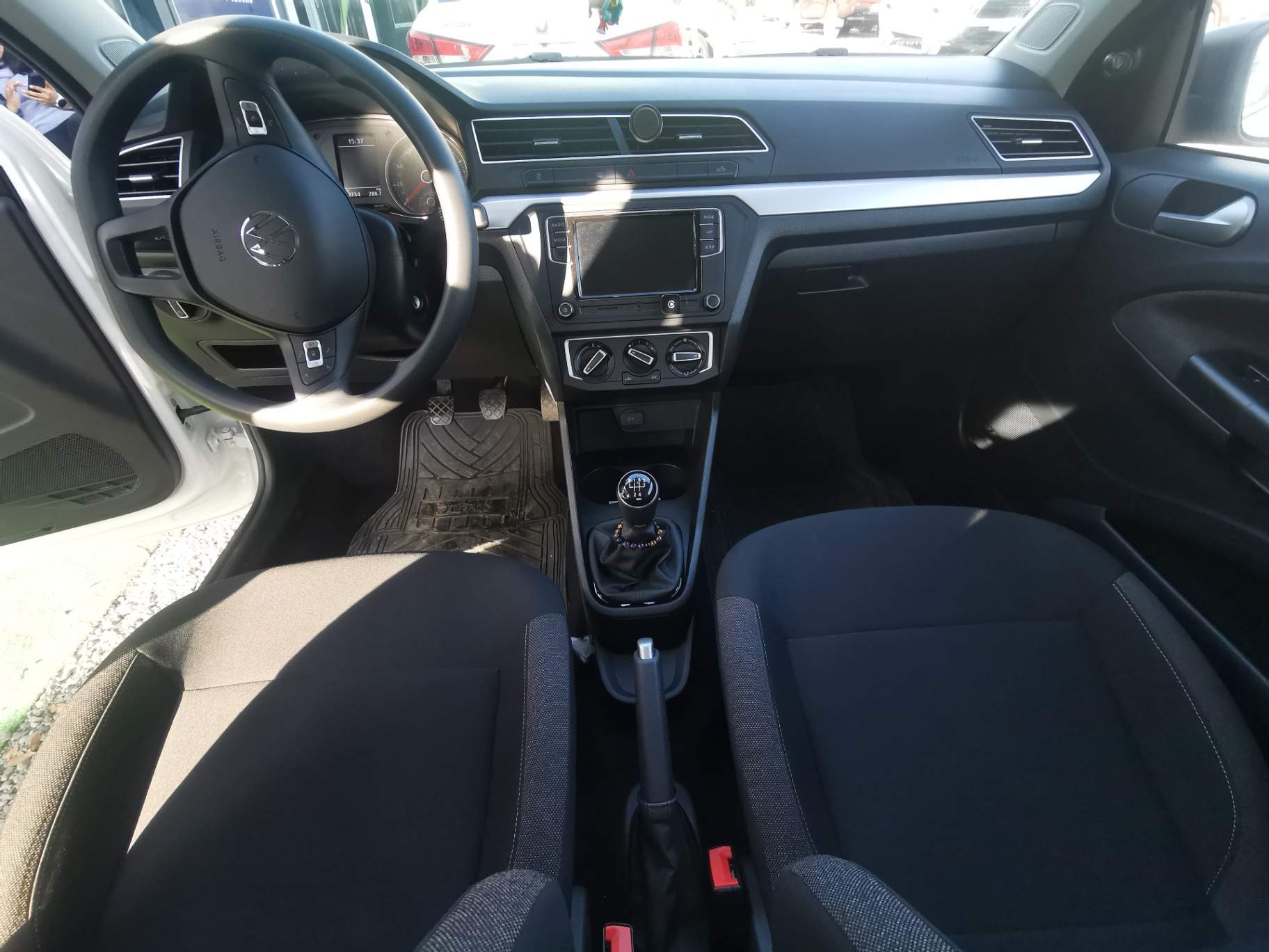VOLKSWAGEN - 2