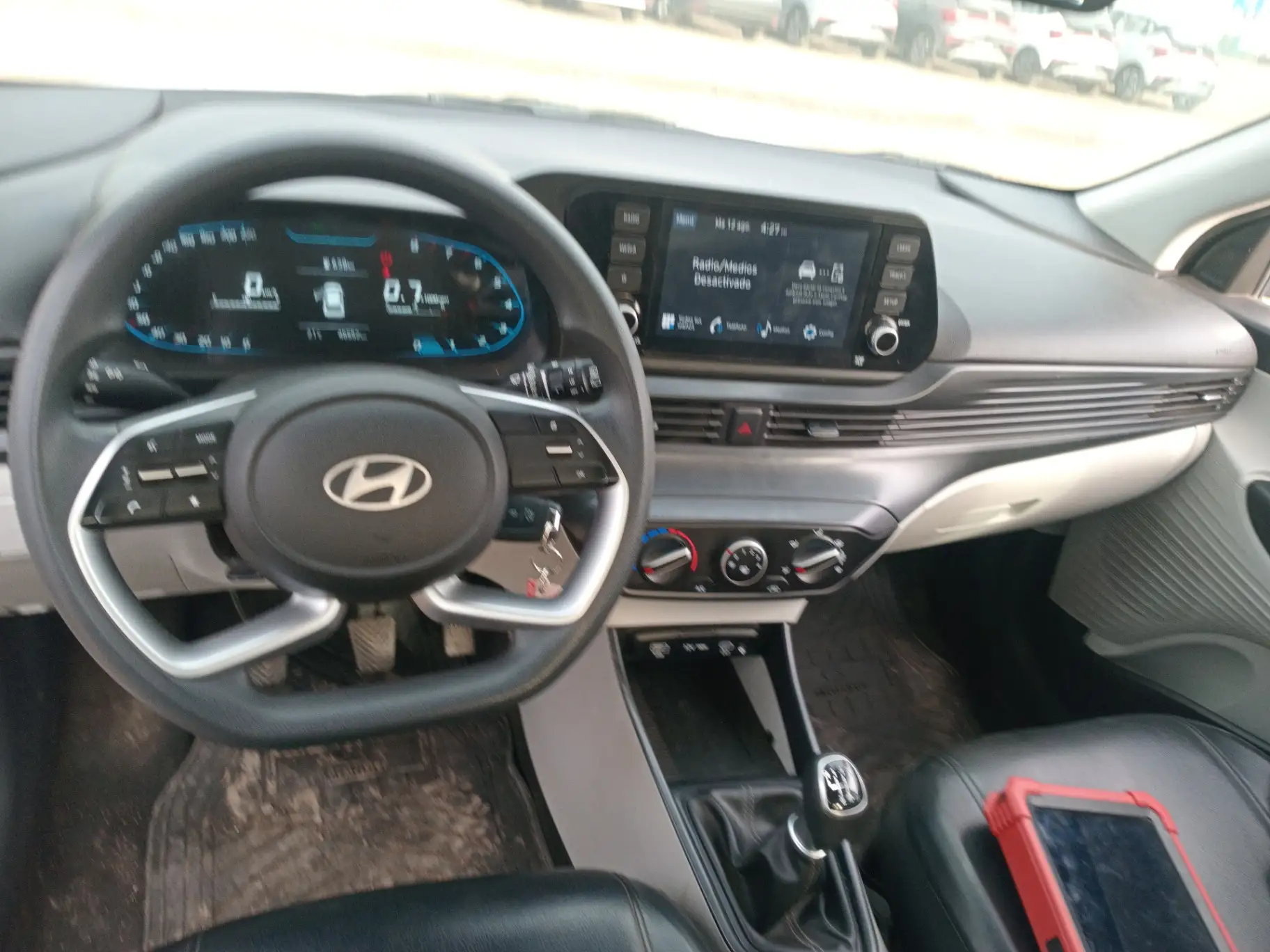 HYUNDAI - 2