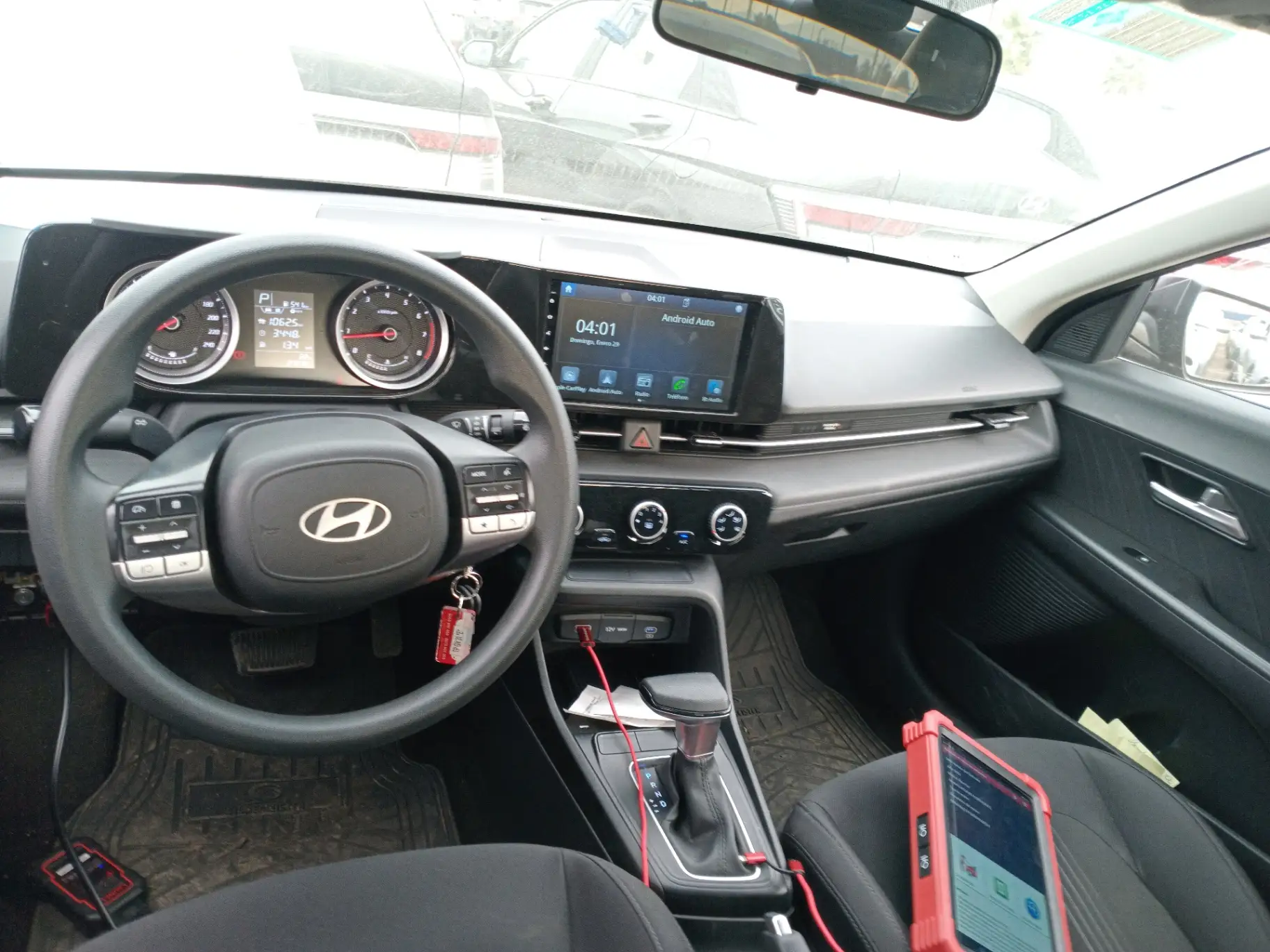 HYUNDAI - 2