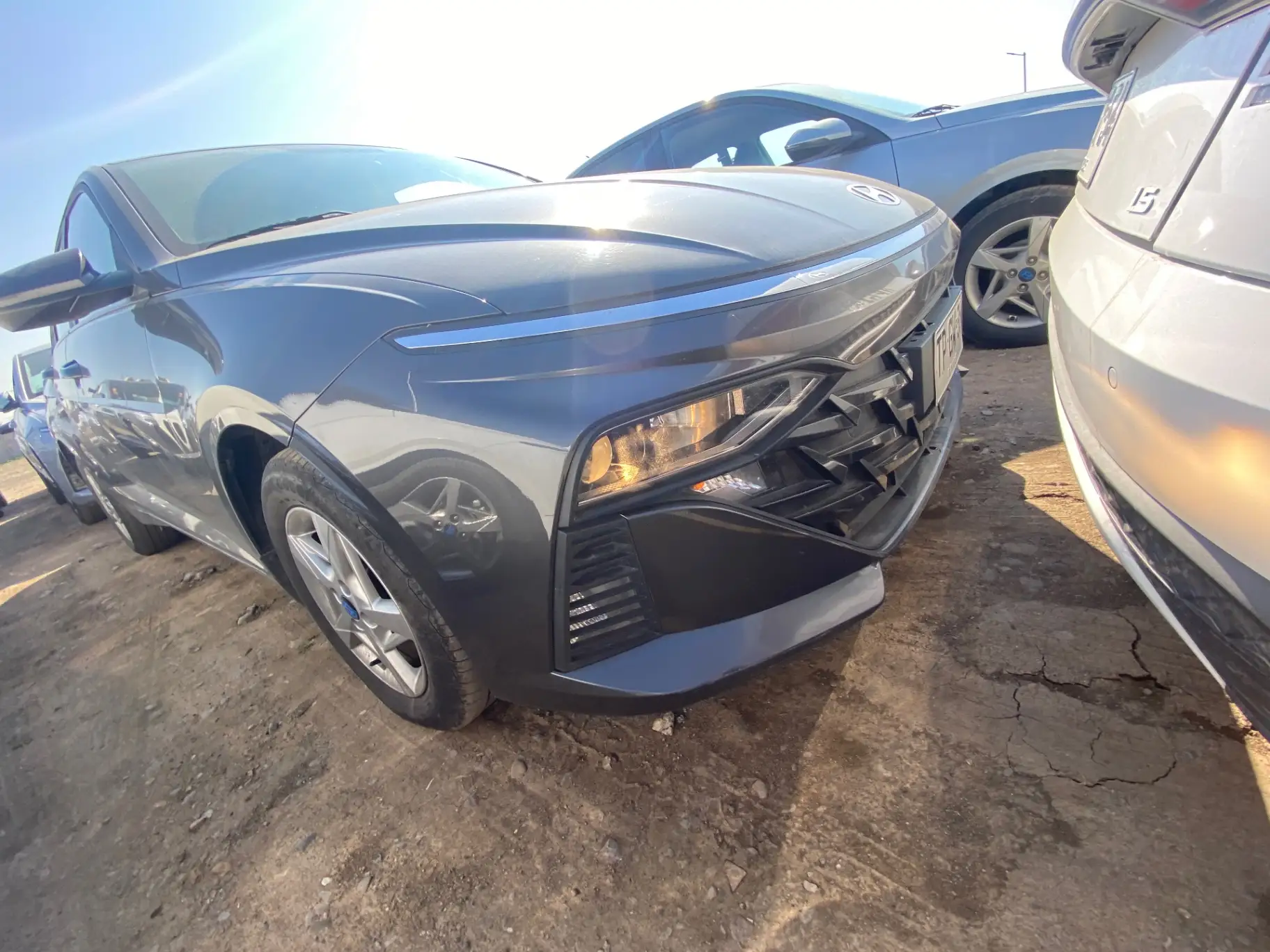 HYUNDAI