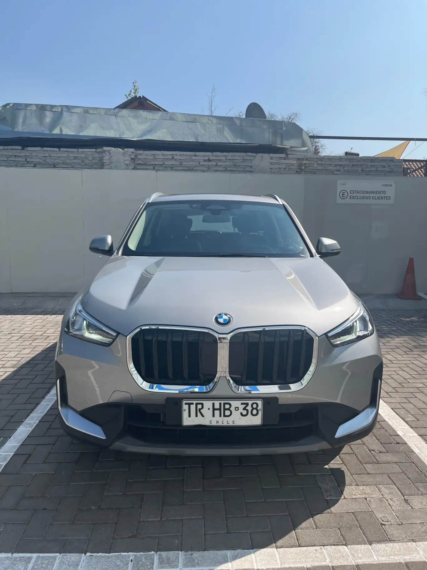 BMW - 1
