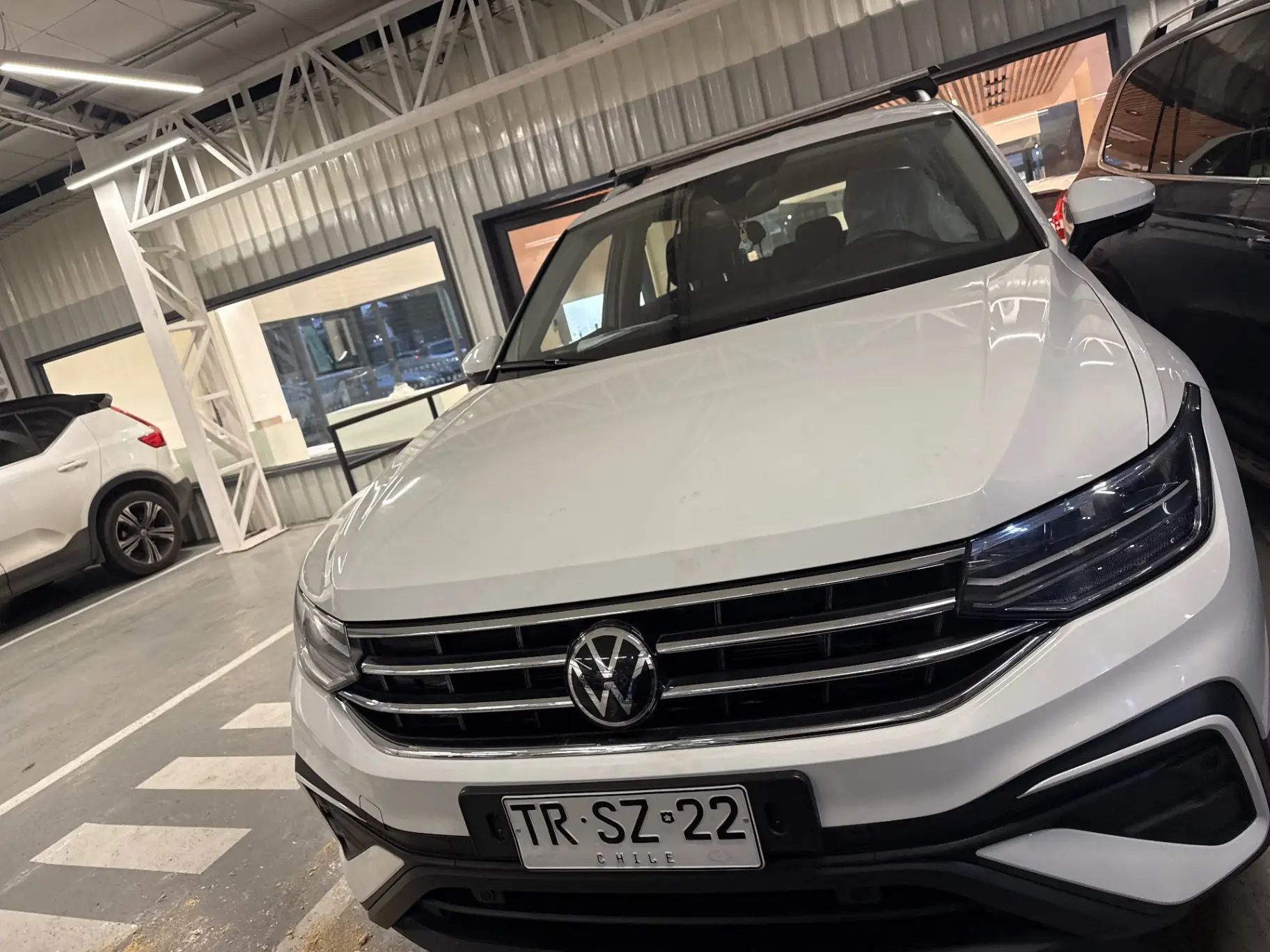 VOLKSWAGEN - 1