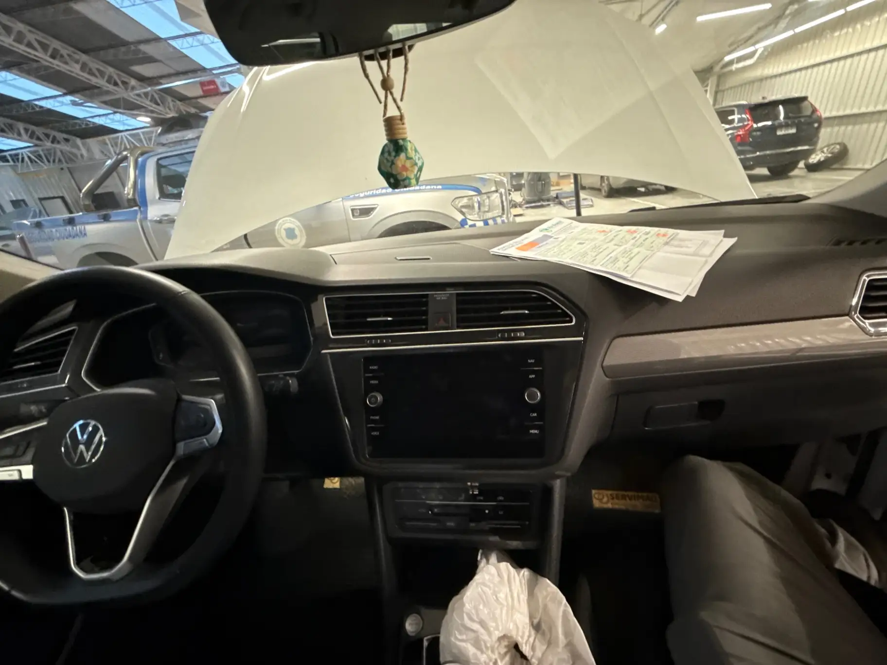 VOLKSWAGEN - 2