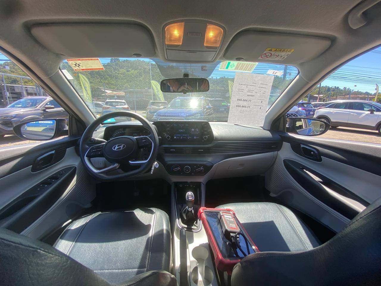 HYUNDAI - 2