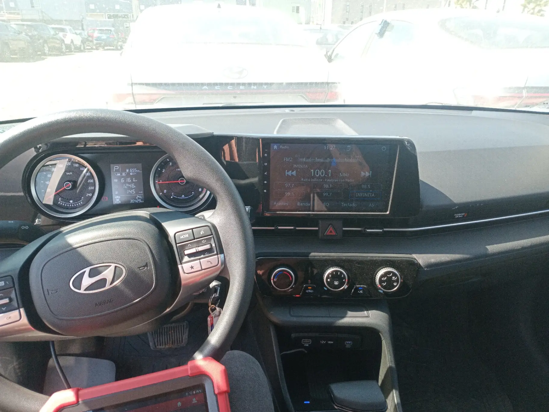 HYUNDAI - 2