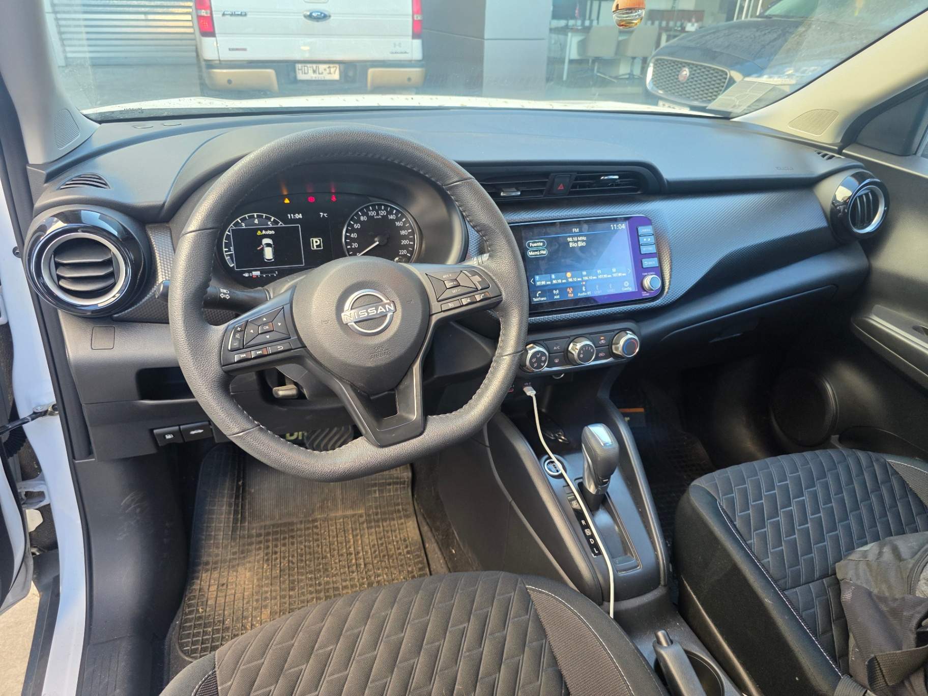 NISSAN - 2