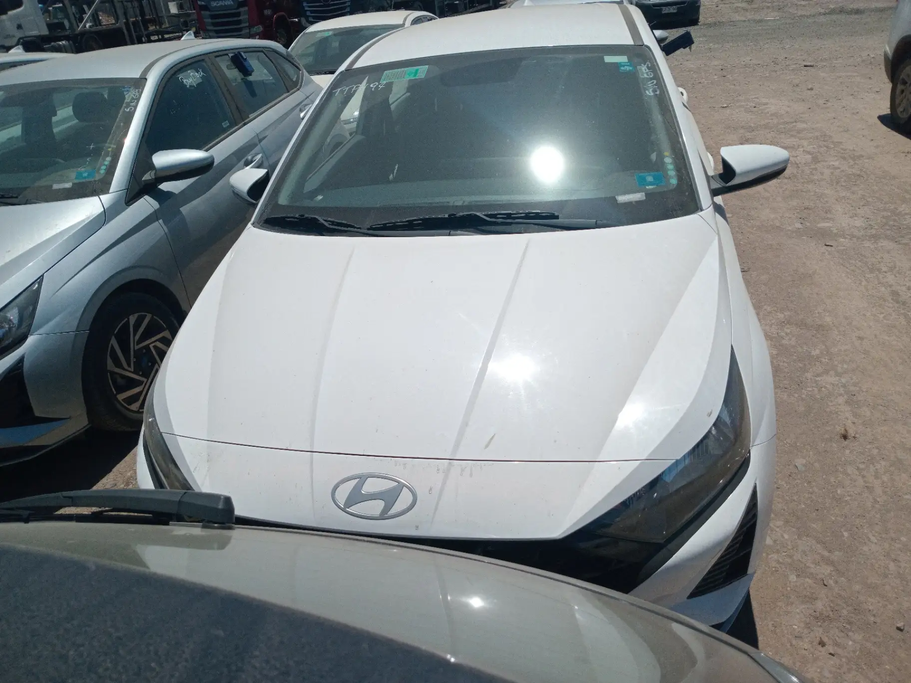HYUNDAI - 1