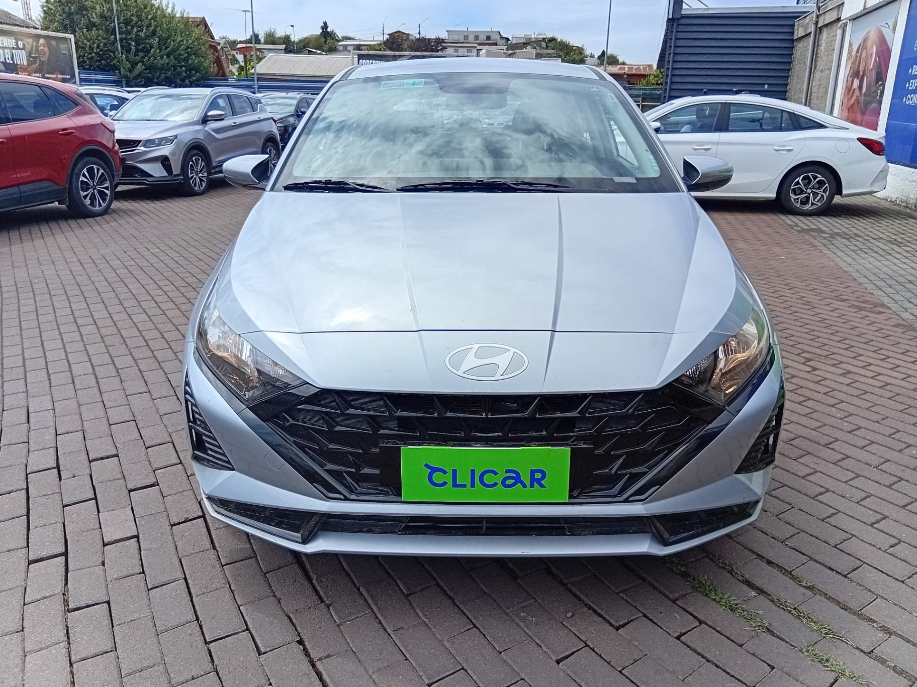 HYUNDAI - 1