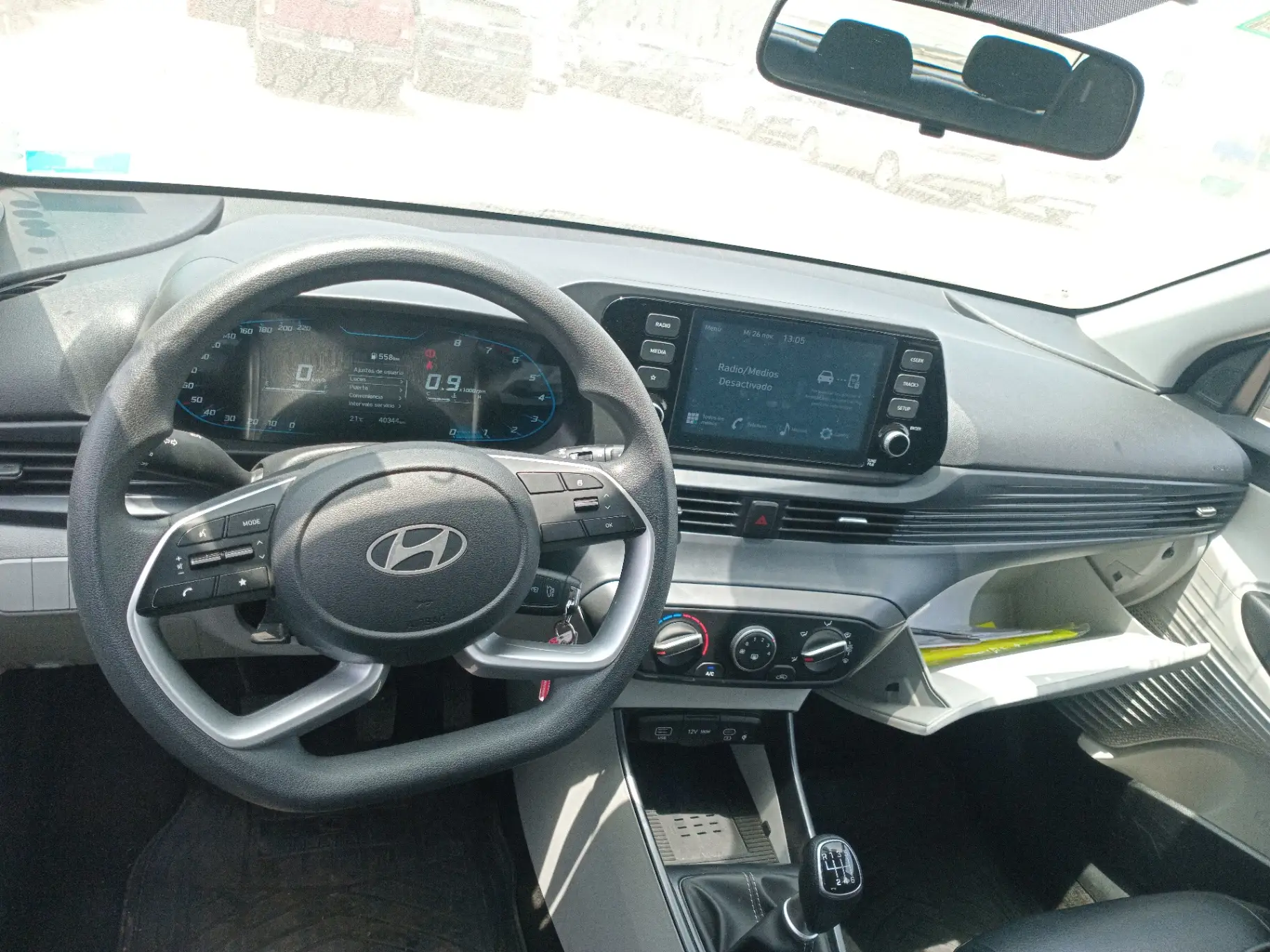 HYUNDAI - 2