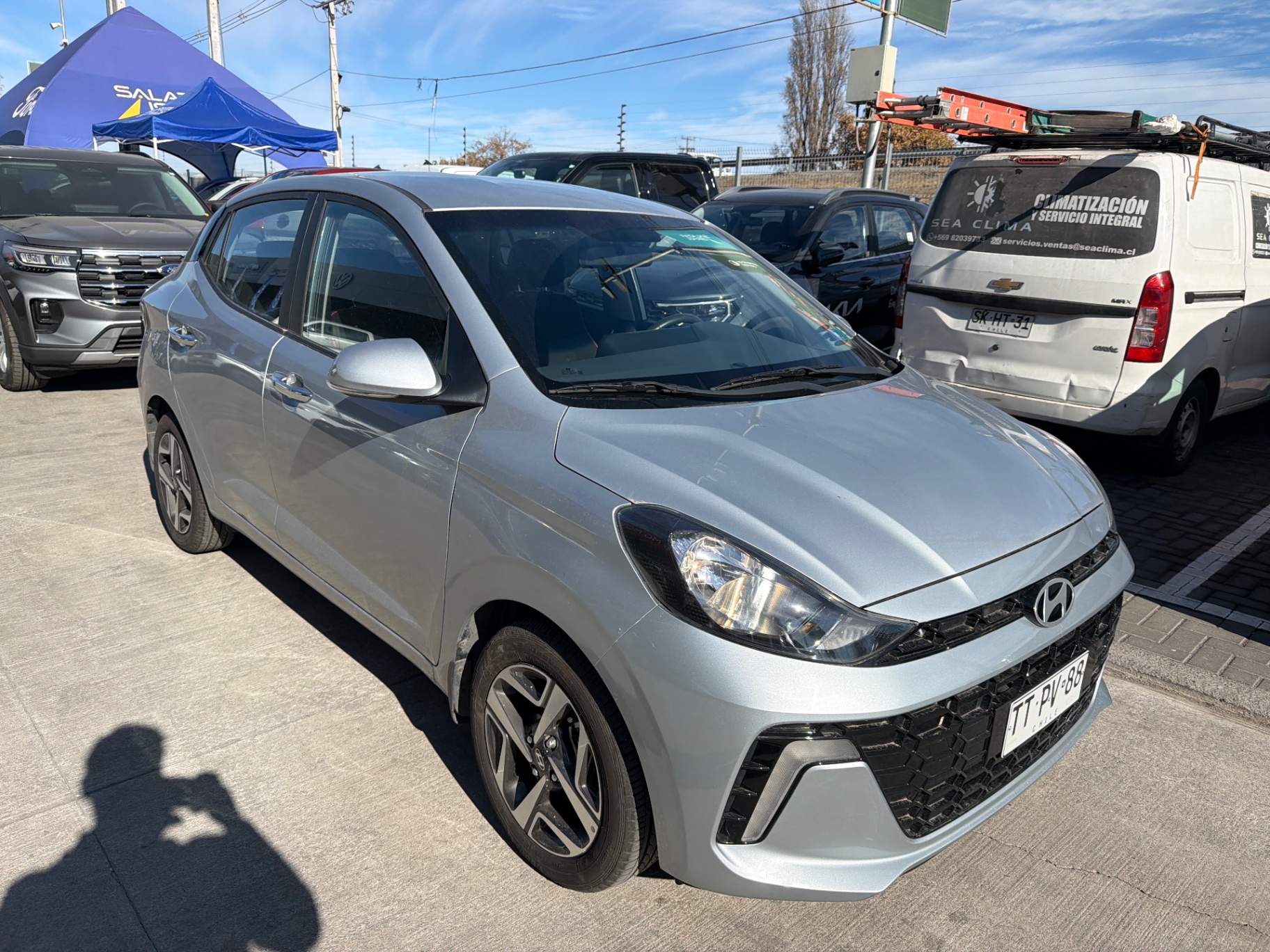 HYUNDAI