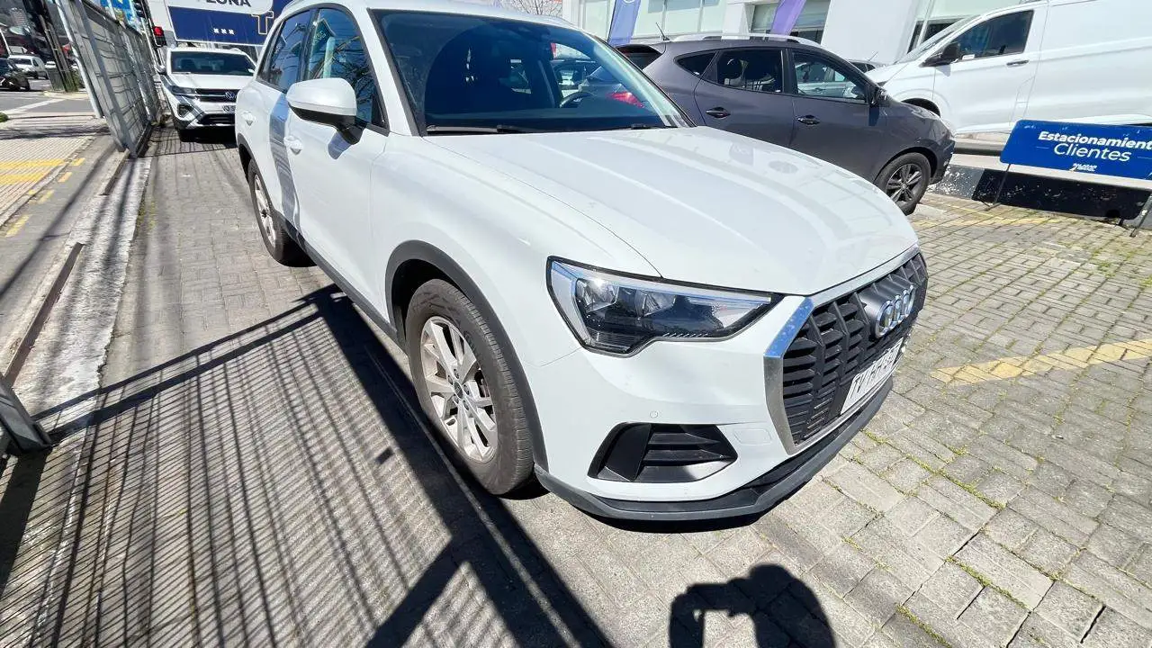 AUDI