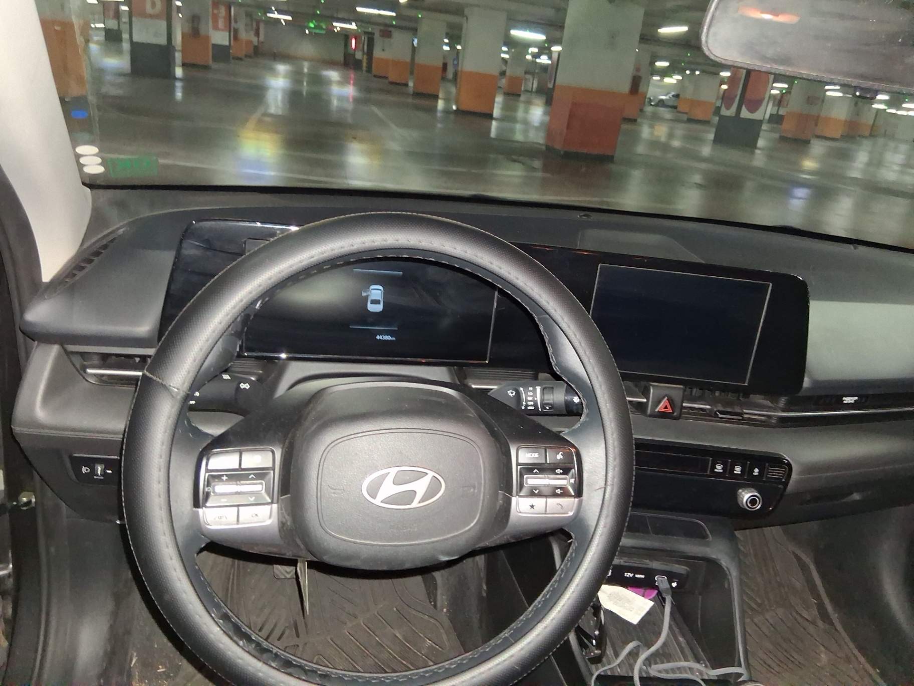 HYUNDAI - 2