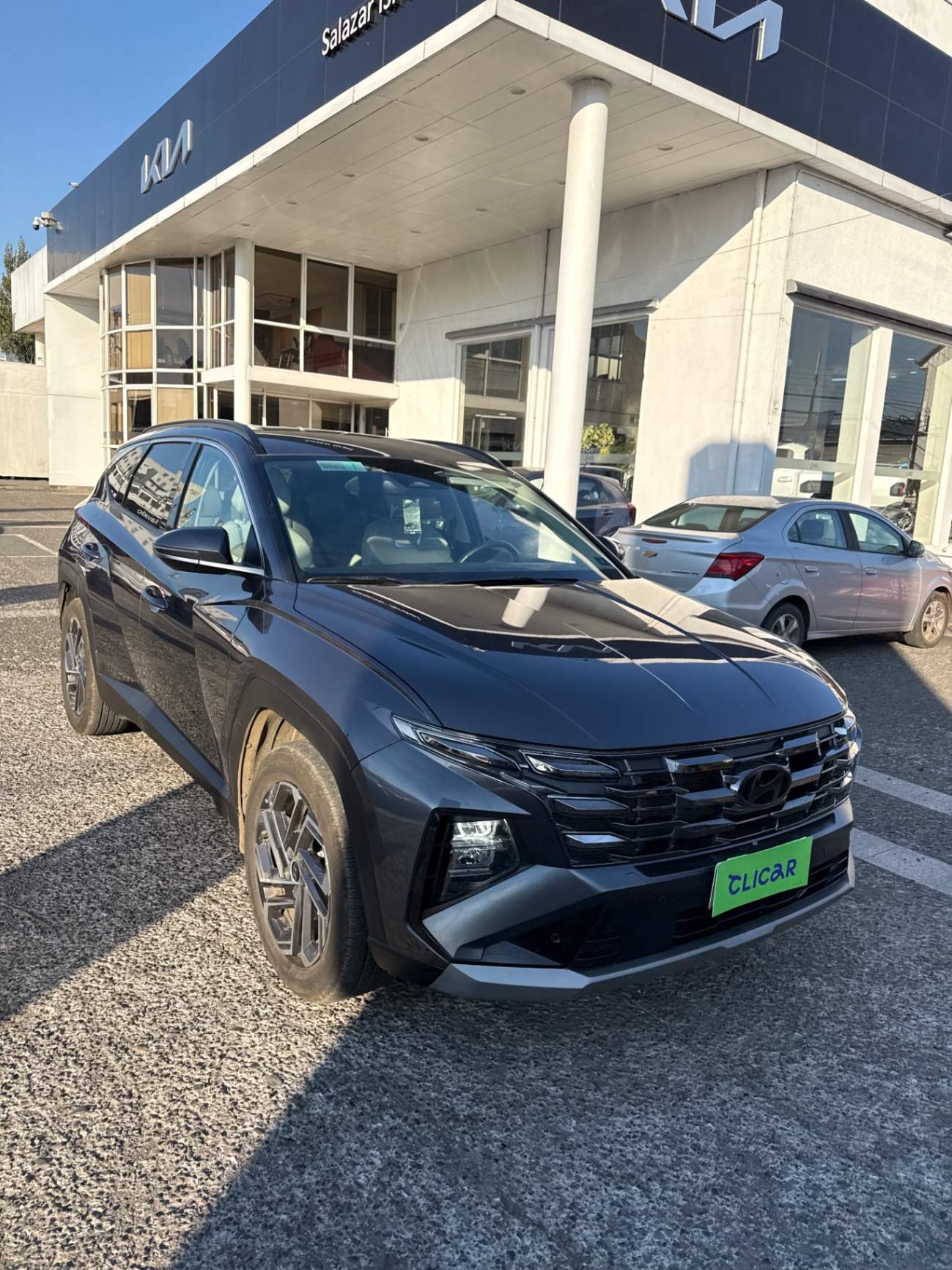 HYUNDAI