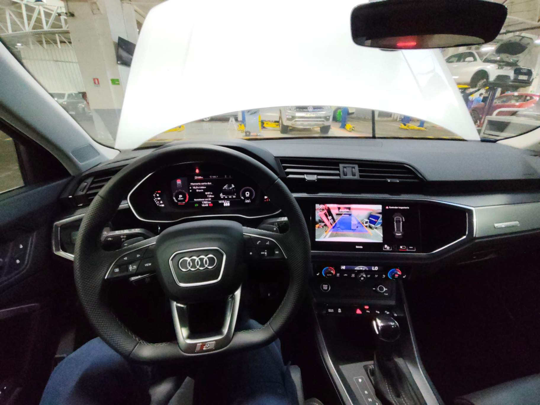AUDI - 2