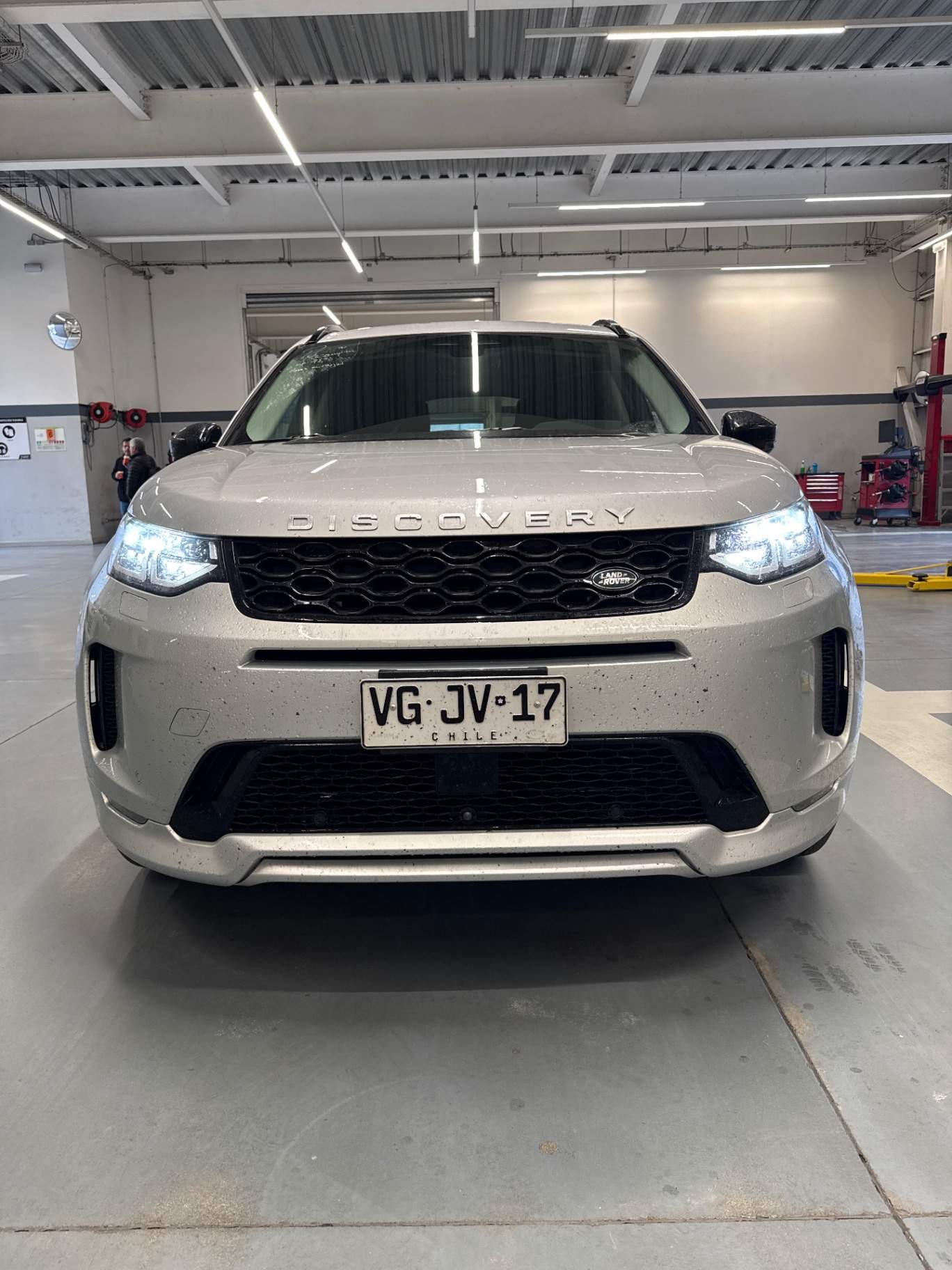 LAND ROVER - 1