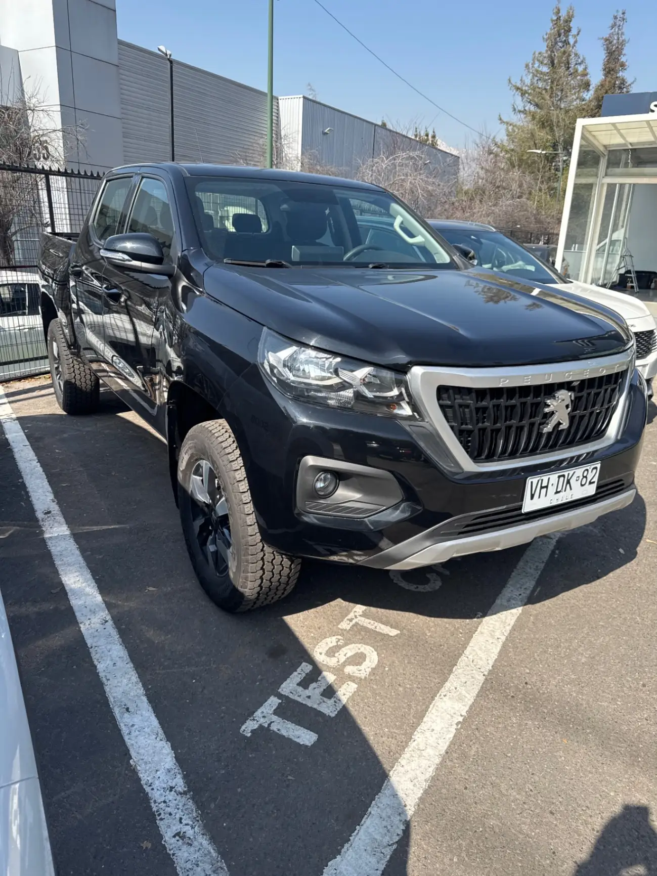 PEUGEOT
