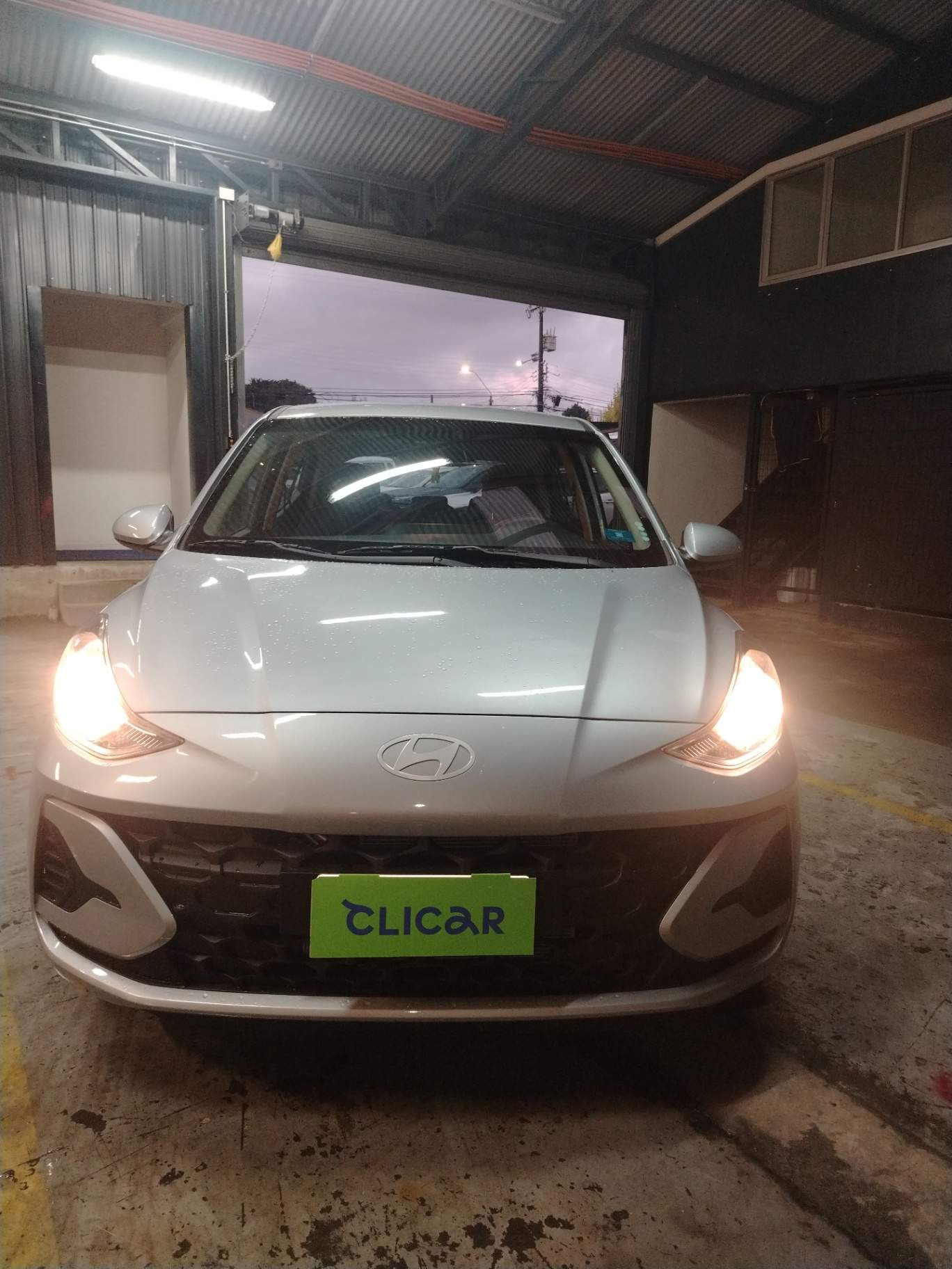 HYUNDAI - 1