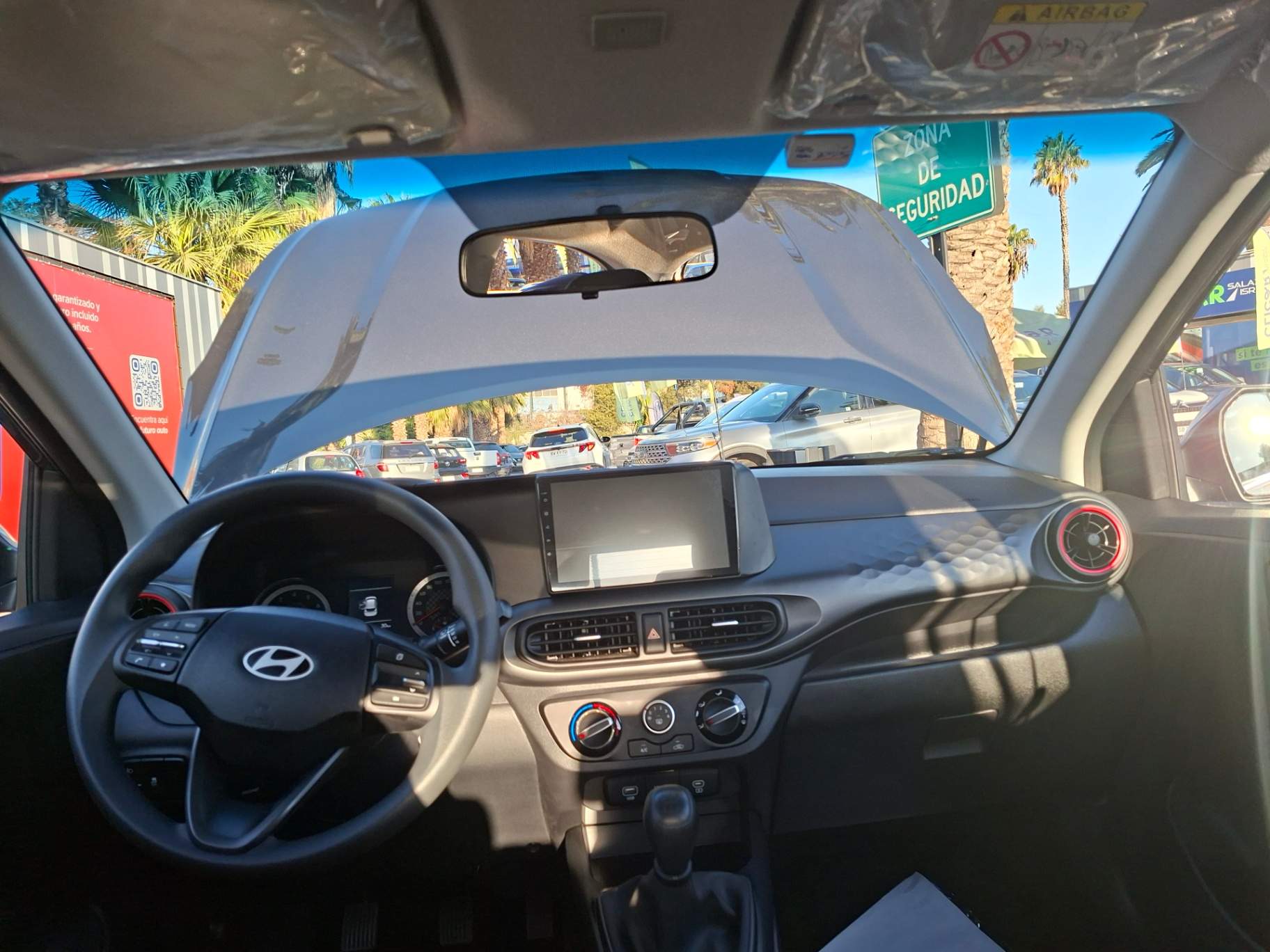 HYUNDAI - 2