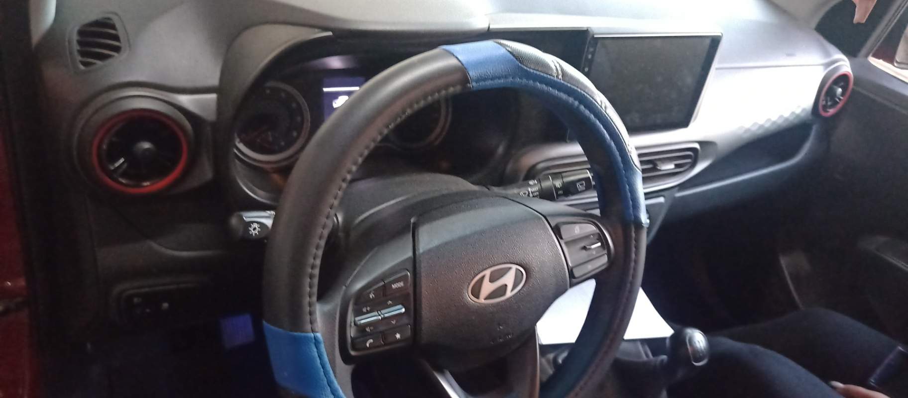HYUNDAI - 2