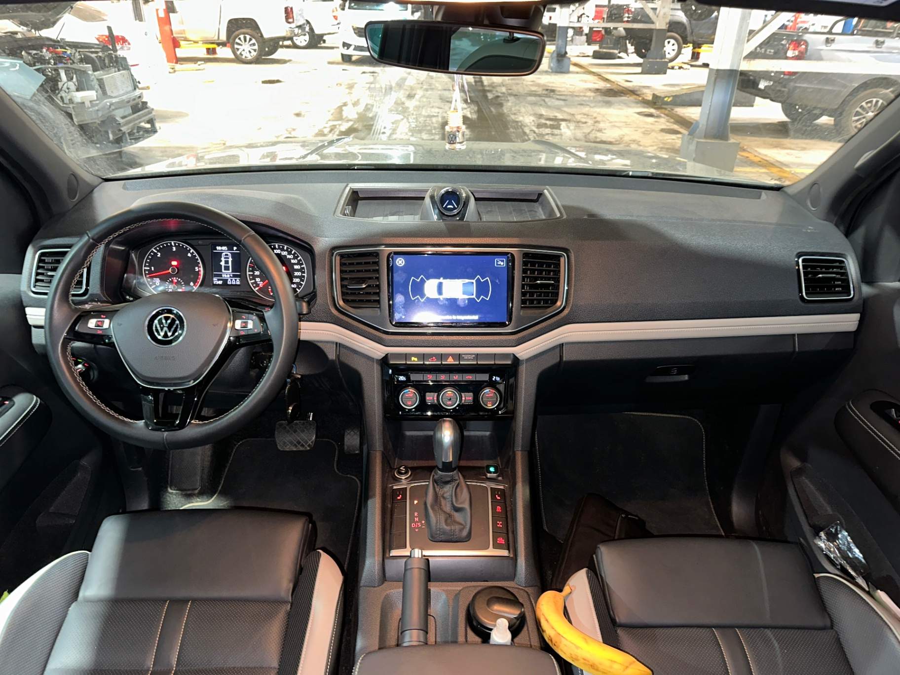 VOLKSWAGEN - 2