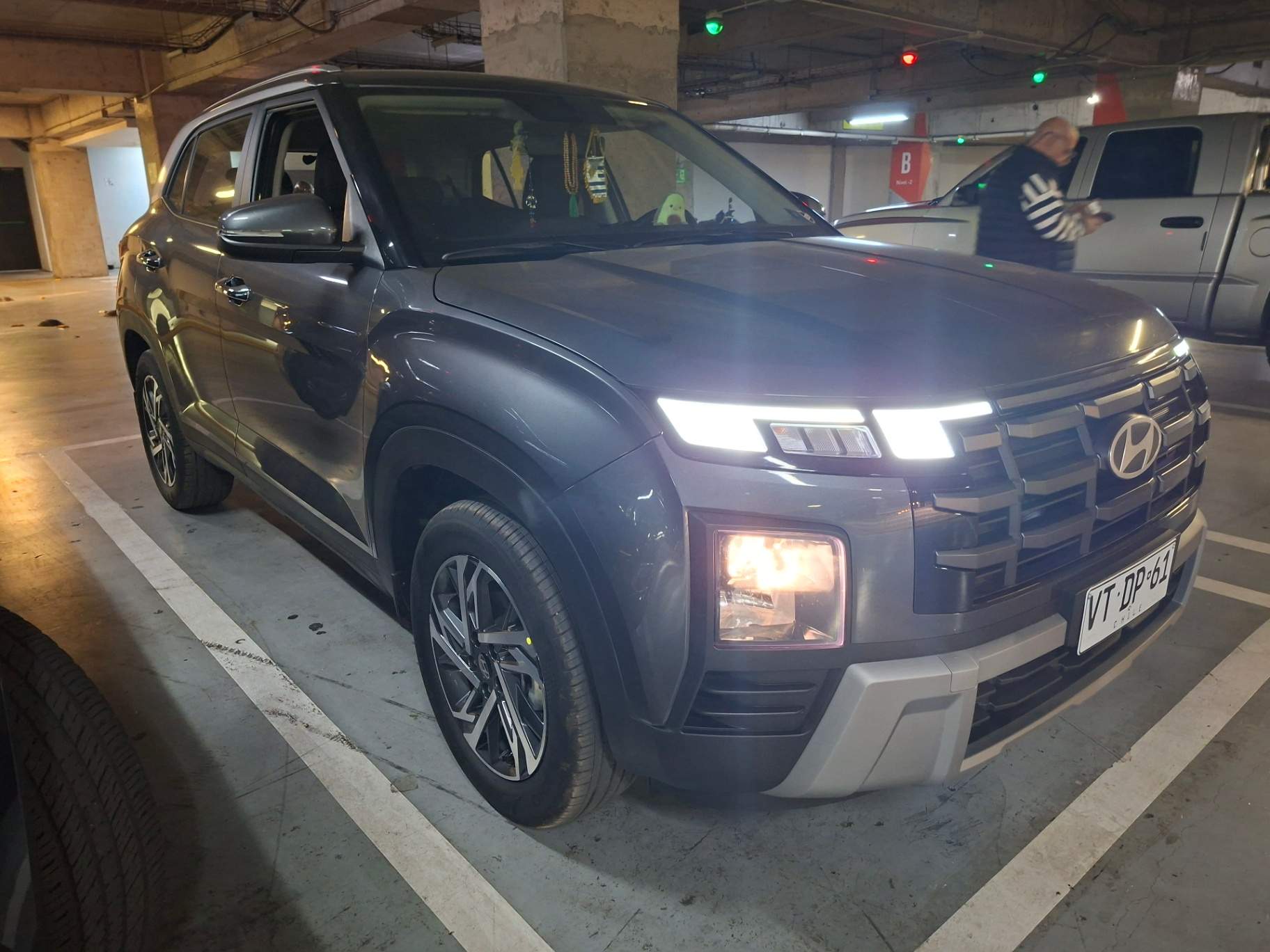 HYUNDAI
