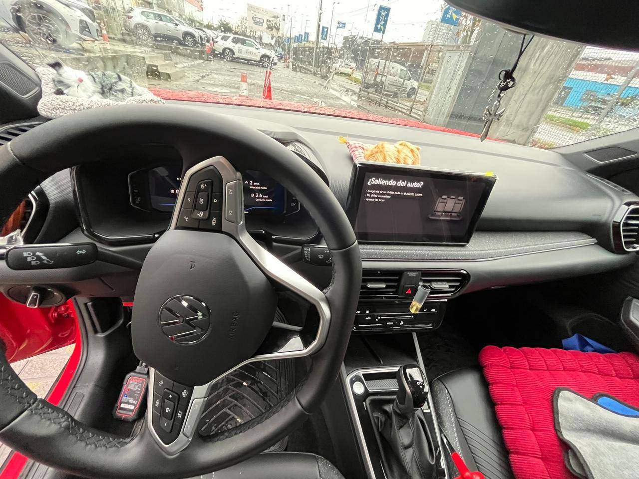 VOLKSWAGEN - 2