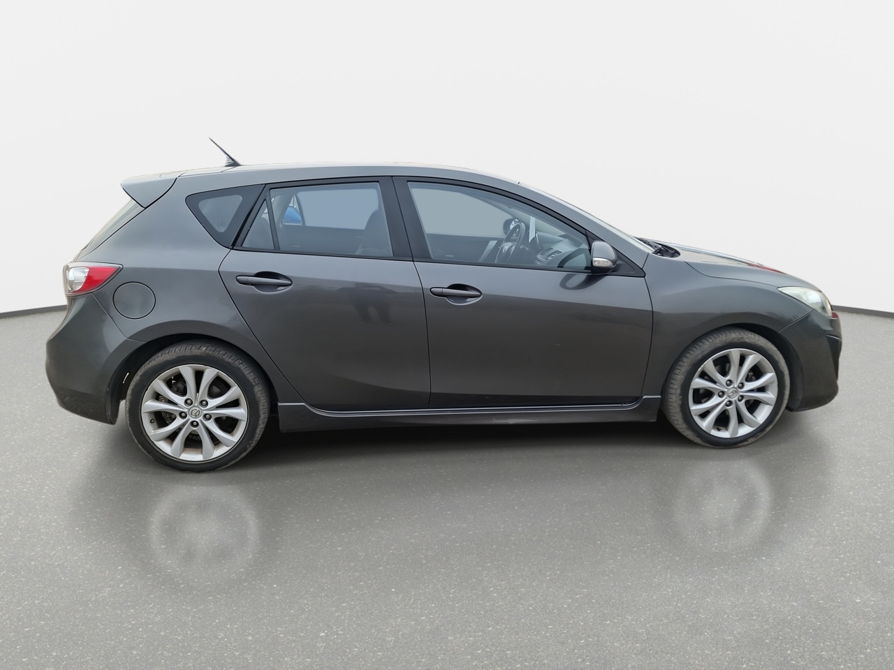 Mazda 3 — foto 9 de 30