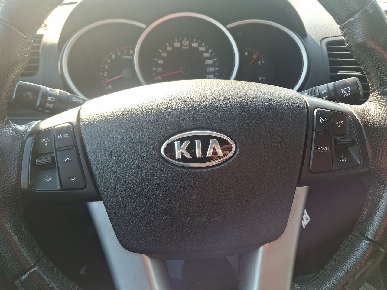 KIA - 24