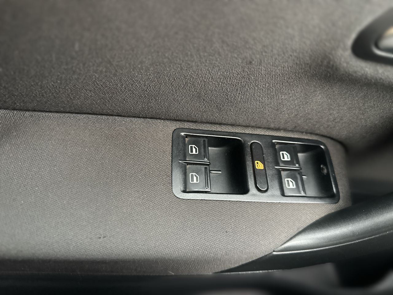 VOLKSWAGEN - 10